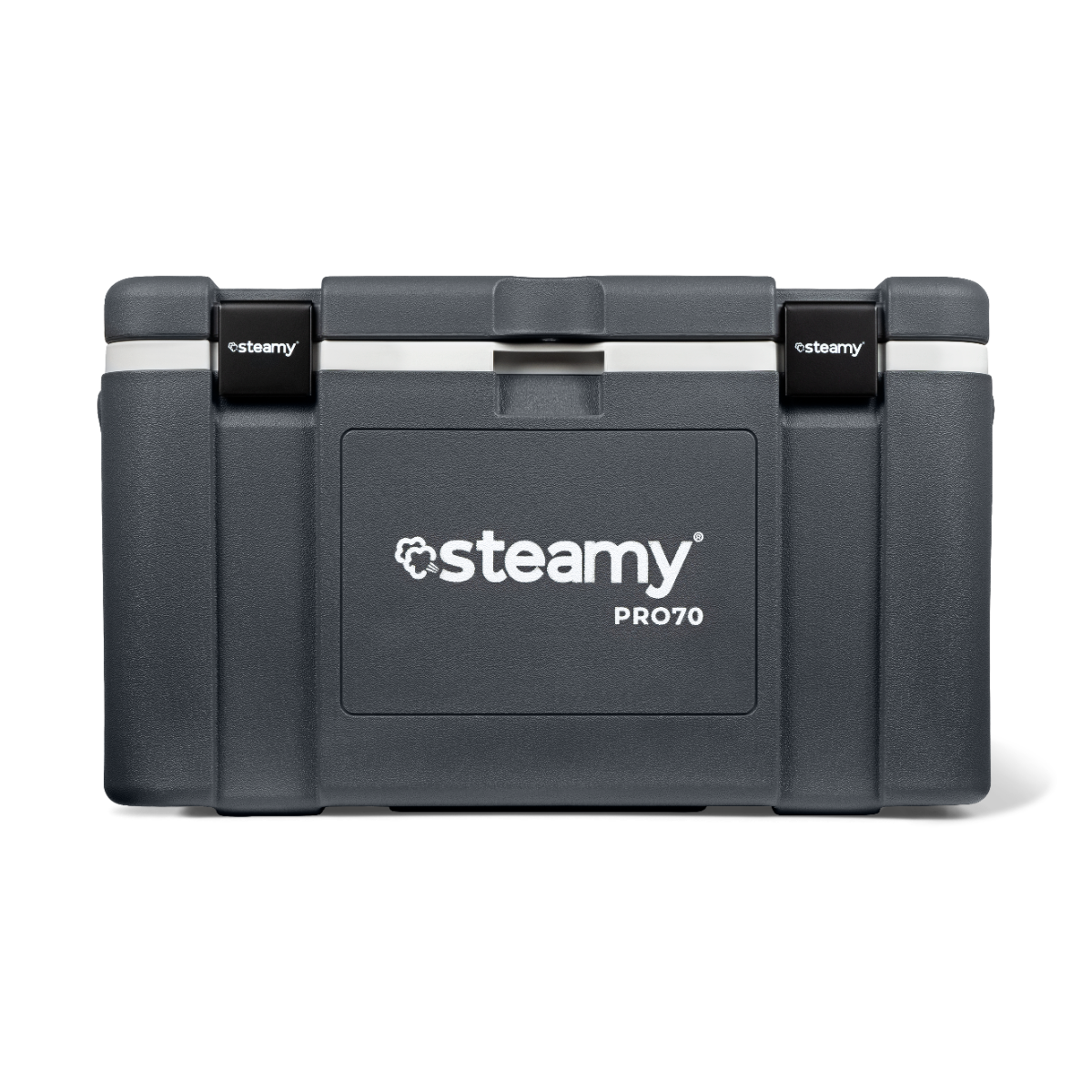 Eine graue Steamy Pro70 Kühlbox mit schwarzen Verschlüssen vor schwarzem Hintergrund.