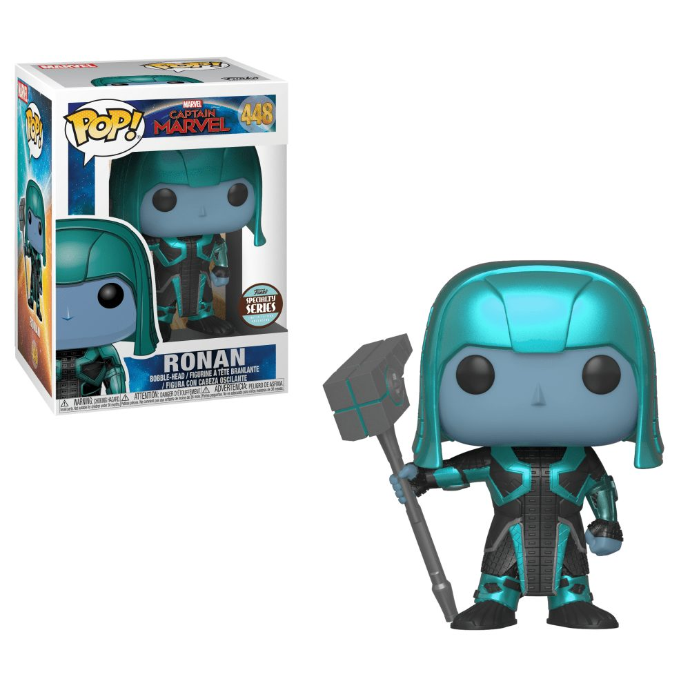 Ronan Funko Pop Figur in türkis-schwarzer Rüstung h ält einen großen grauen Hammer, neben der Verpackung.