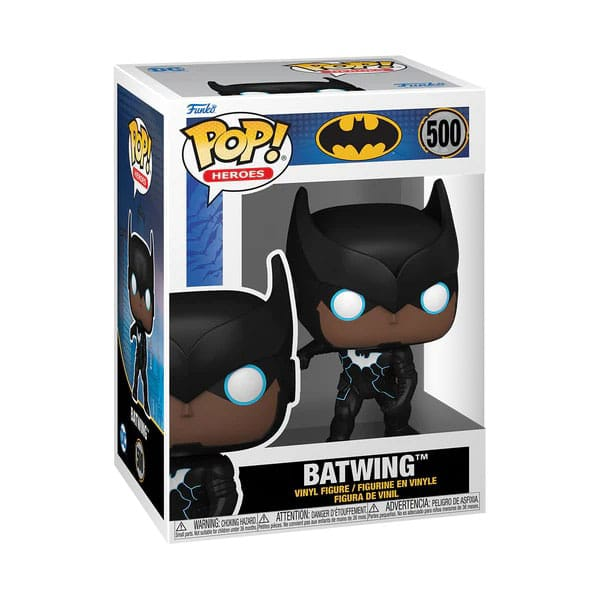 Una figura de vinilo Funko Pop de Batman en su caja original blanca y azul, con ojos blancos brillantes.