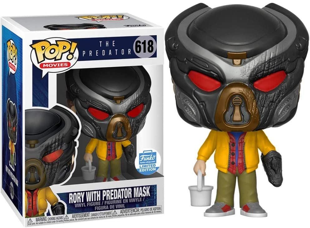 Eine Funko Pop Vinylfigur von Rory aus The Predator mit Predator-Maske, gelber Jacke und Eimer.