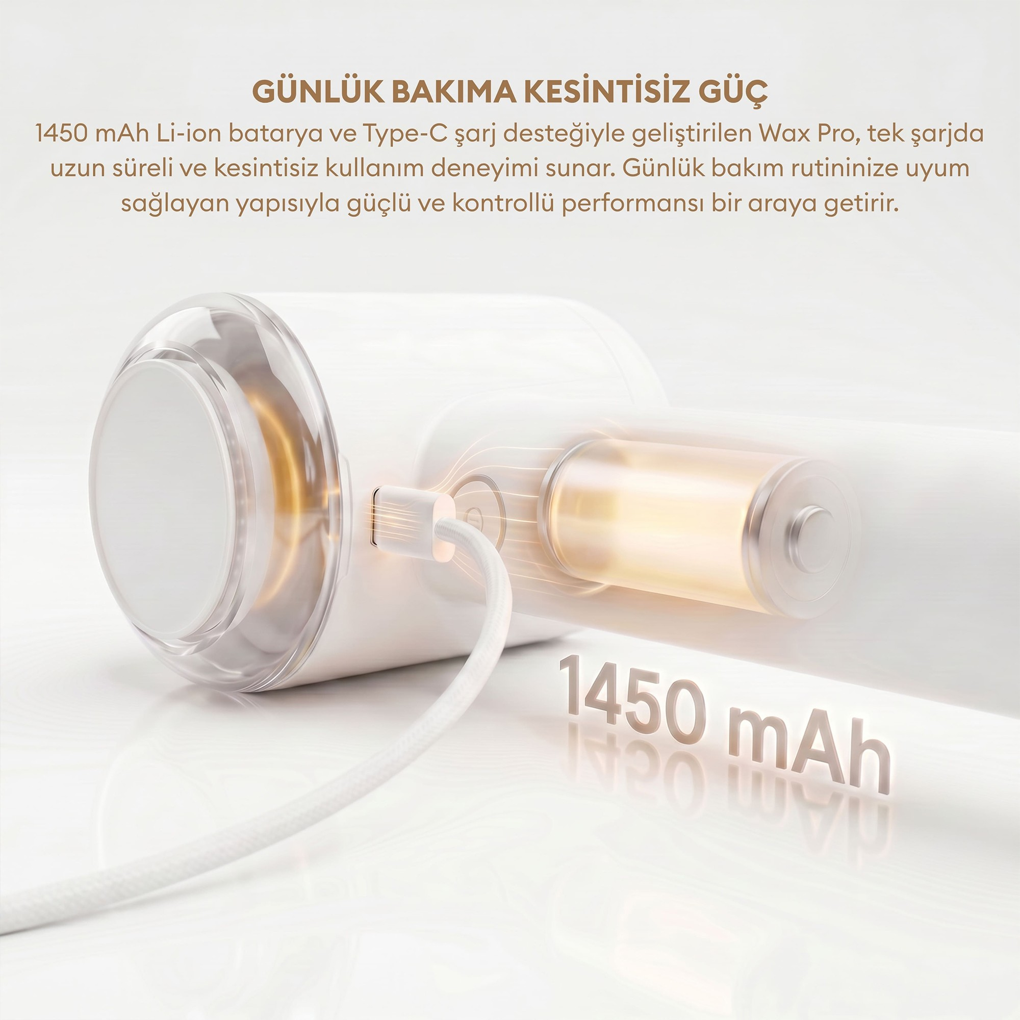 Type-C kablo ile şarj olan, içinde şeffaf 1450 mAh batarya görünen beyaz bakım cihazı.
