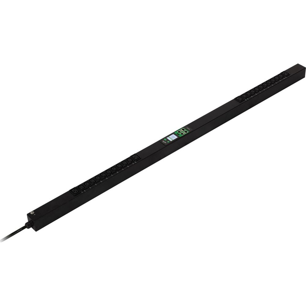 Lange schwarze Steckdosenleiste für Racks mit digitalem Display in der Mitte und zahlreichen Anschlüssen.