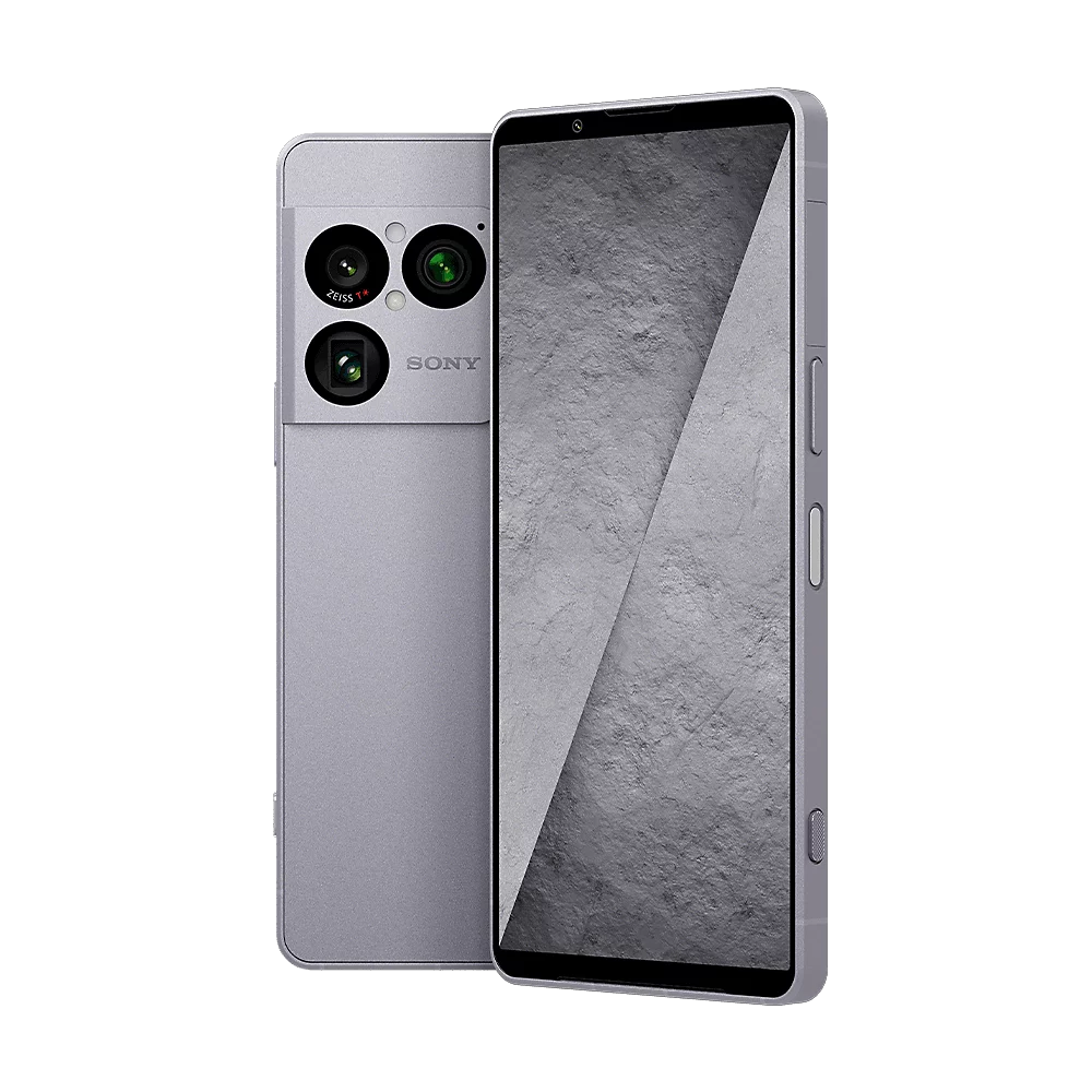 Silbernes Sony-Smartphone mit dreifacher Zeiss-Kamera und strukturiertem Display auf schwarzem Hintergrund.