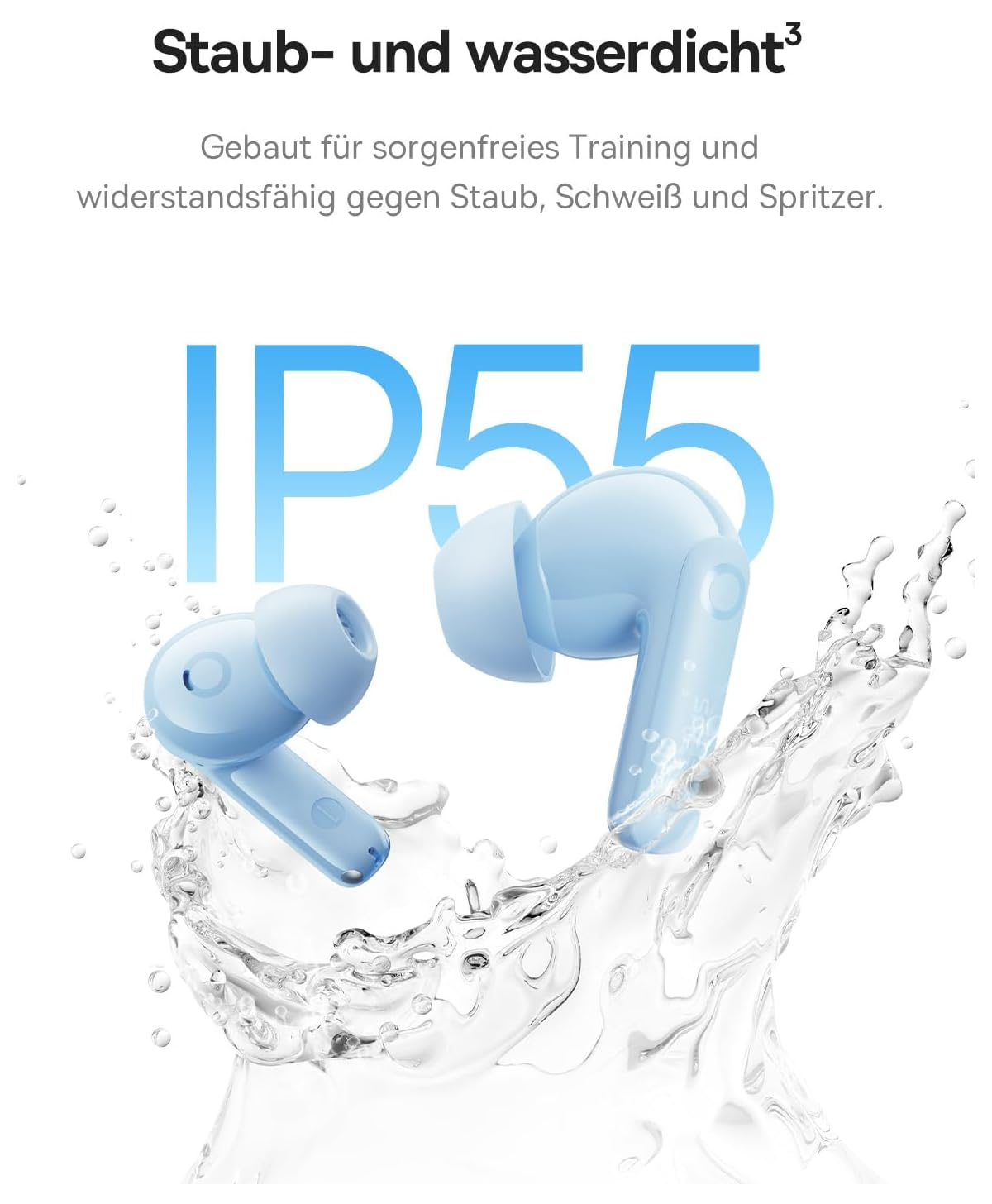 Blaue Ohrhörer mit IP55-Zertifizierung spritzen in klarem Wasser.