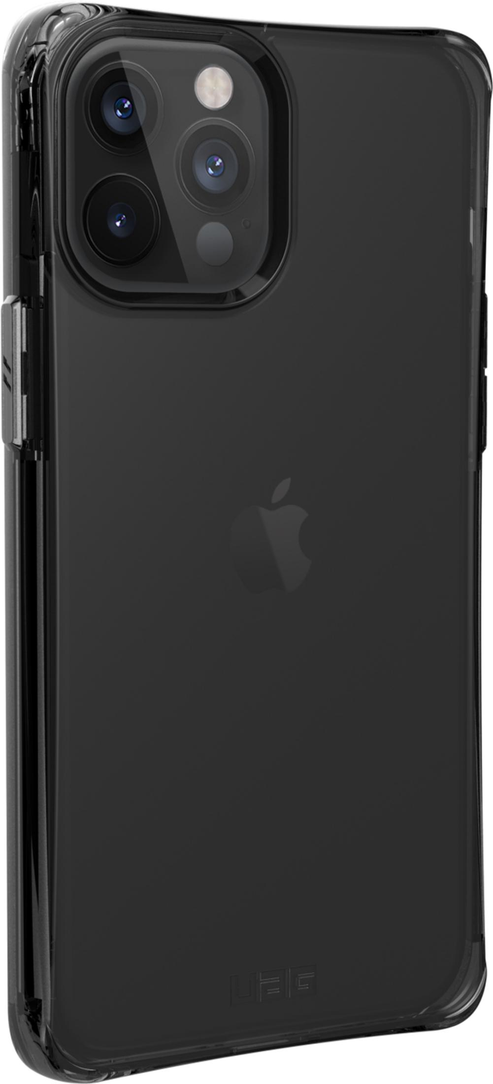 Un teléfono negro con triple cámara y logotipo de Apple en una funda transparente.