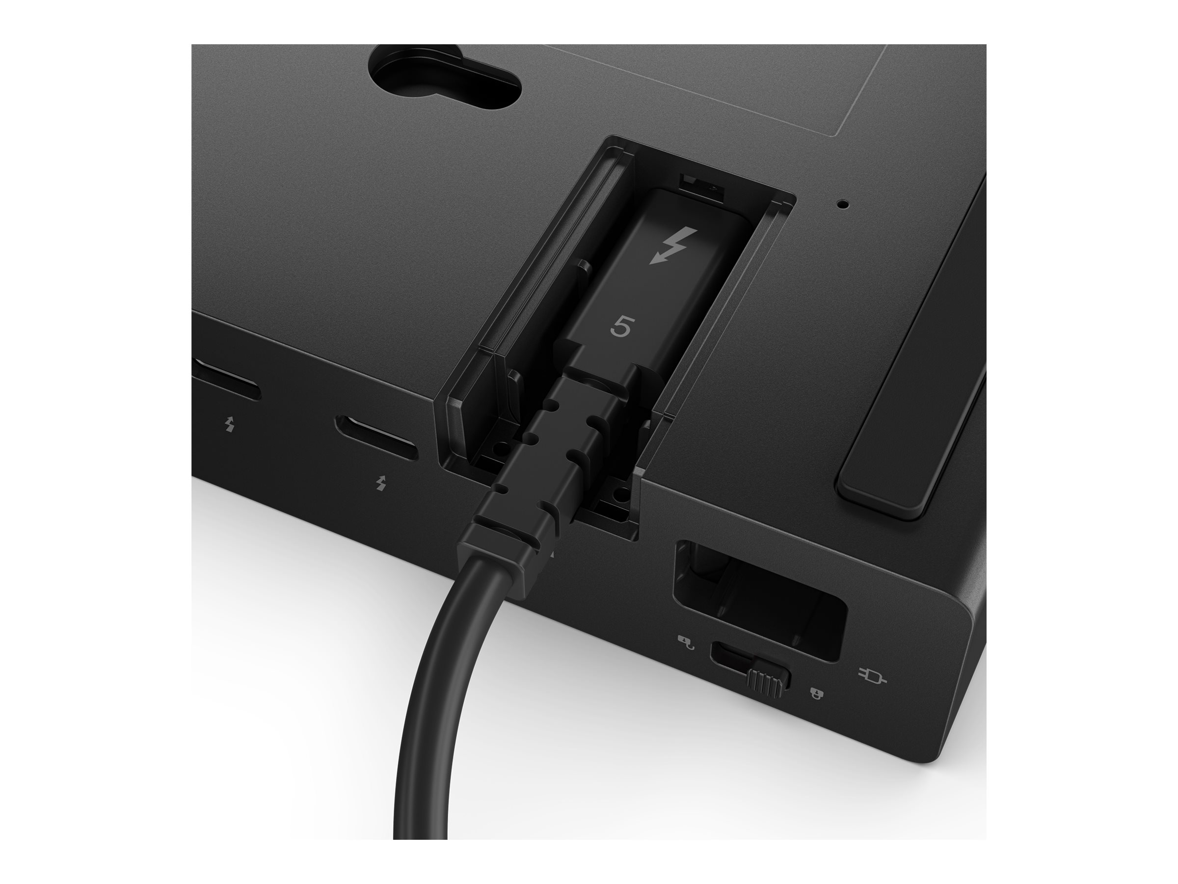 Un cable negro marcado con el número 5 está conectado al puerto Thunderbolt de un dispositivo negro.