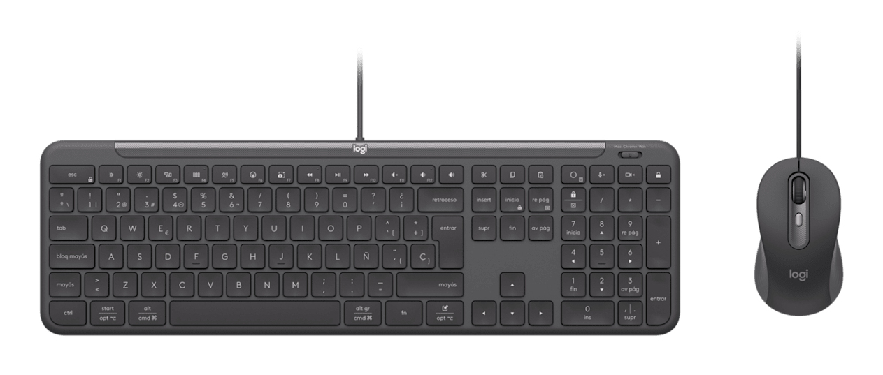 Tastiera Logitech grigio scuro con tastierino numerico e mouse cablato abbinato su sfondo bianco.