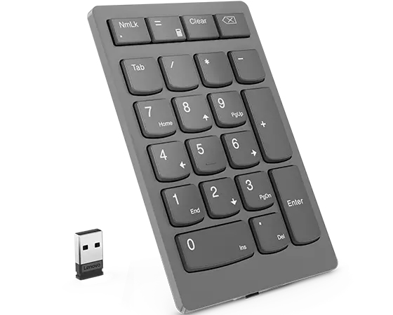 Un pavé numérique sans fil gris avec des touches blanches, incliné à côté d'un petit récepteur USB.