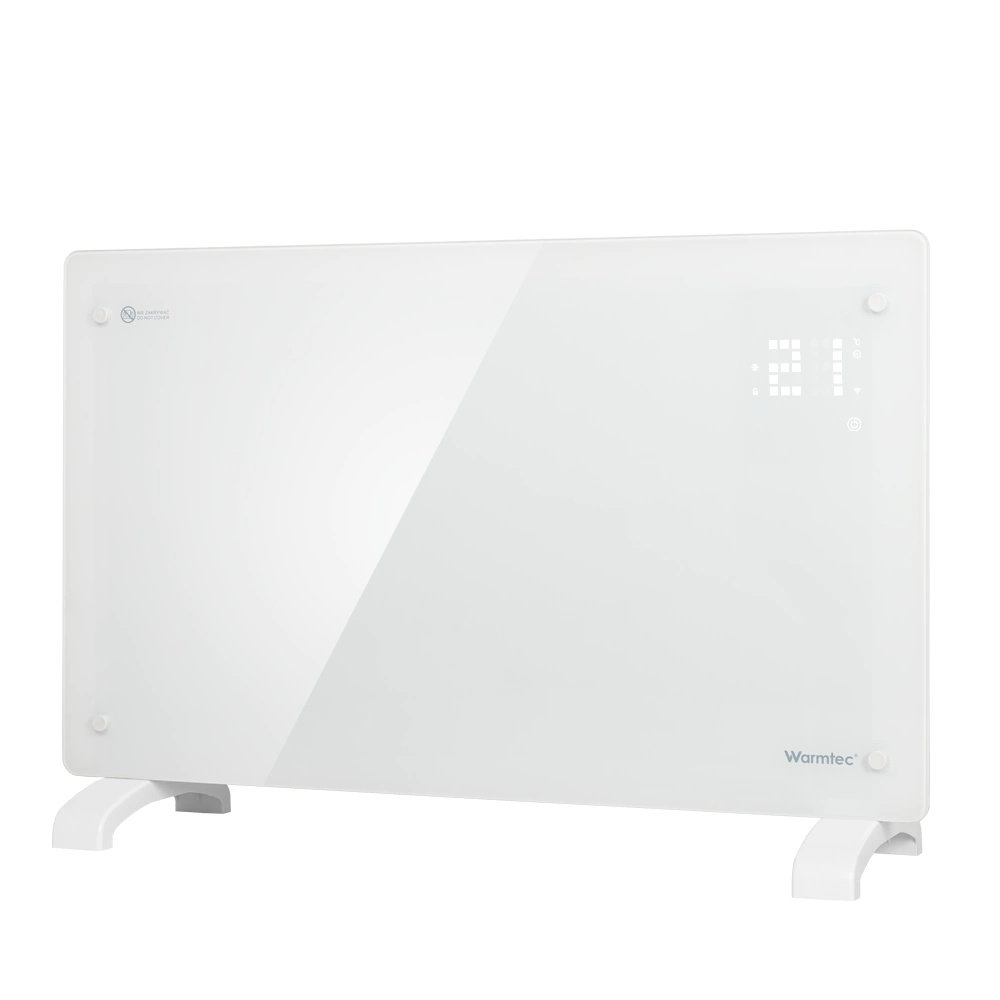 Nowoczesny biały grzejnik szklany z wyświetlaczem LED i logo Warmtec na nóżkach na białym tle.
