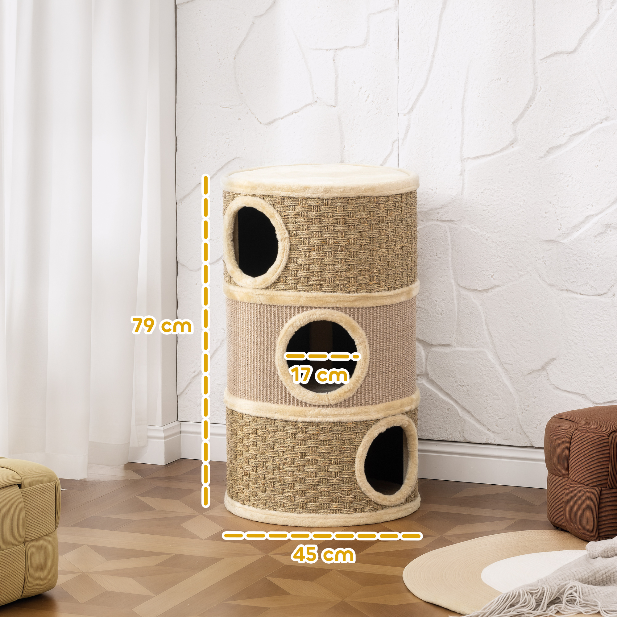 Un rascador cilíndrico para gatos con tres agujeros, 79 cm de alto y 45 cm de ancho, en suelo de madera.
