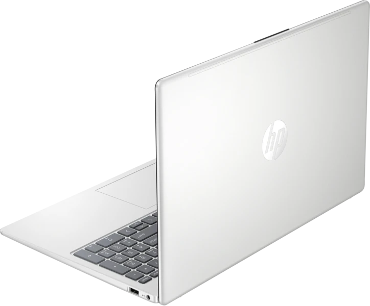 Ein silberner HP Laptop steht auf schwarzem Hintergrund, die Tastatur und das Logo sind gut sichtbar.
