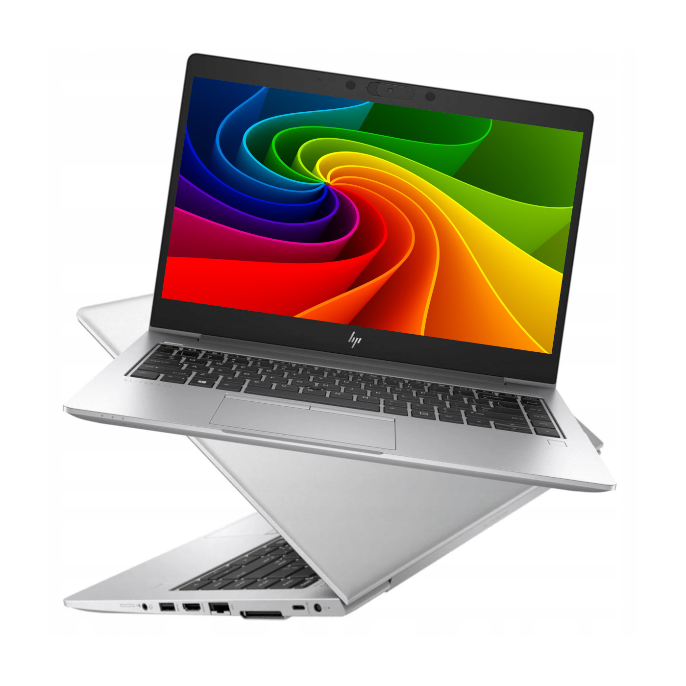 Ein silberner Laptop vor weißem Hintergrund mit einem lebendigen Regenbogen-Wirbel-Hintergrundbild.