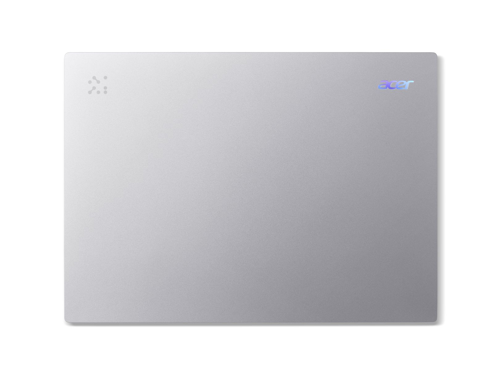 Geschlossener silberner Acer-Laptop auf weißem Hintergrund mit Firmenlogo.