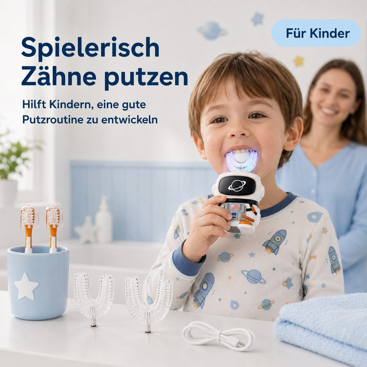 Ein Junge in Pyjama putzt sich mit einer astronautenformigen elektrischen Zahnbürste die Zähne.