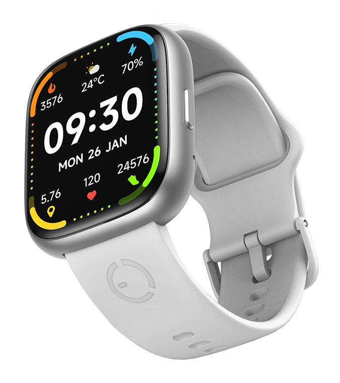 Srebrny smartwatch z białym paskiem pokazuje godzinę, datę, pogodę i dane fitness na czarnym ekranie.