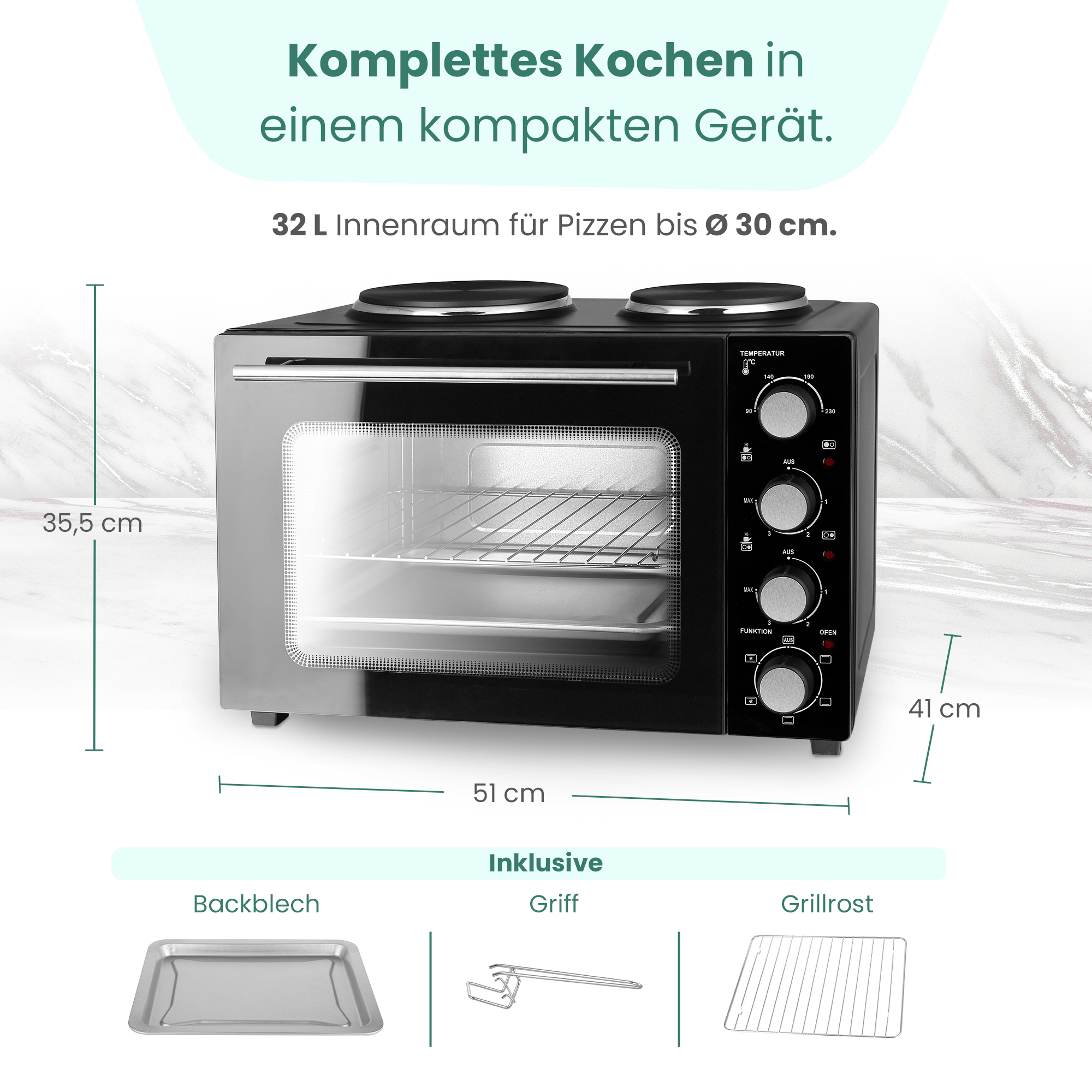 Schwarzer Mini-Ofen mit Kochplatten, Maßen, Zubehör wie Backblech, Griff und Grillrost vor Marmorhintergrund.