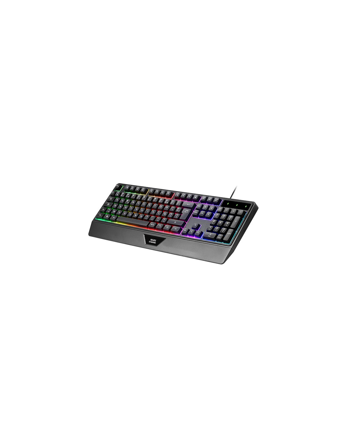 Un teclado de juego negro con iluminación RGB y reposamuñecas integrado sobre fondo blanco.