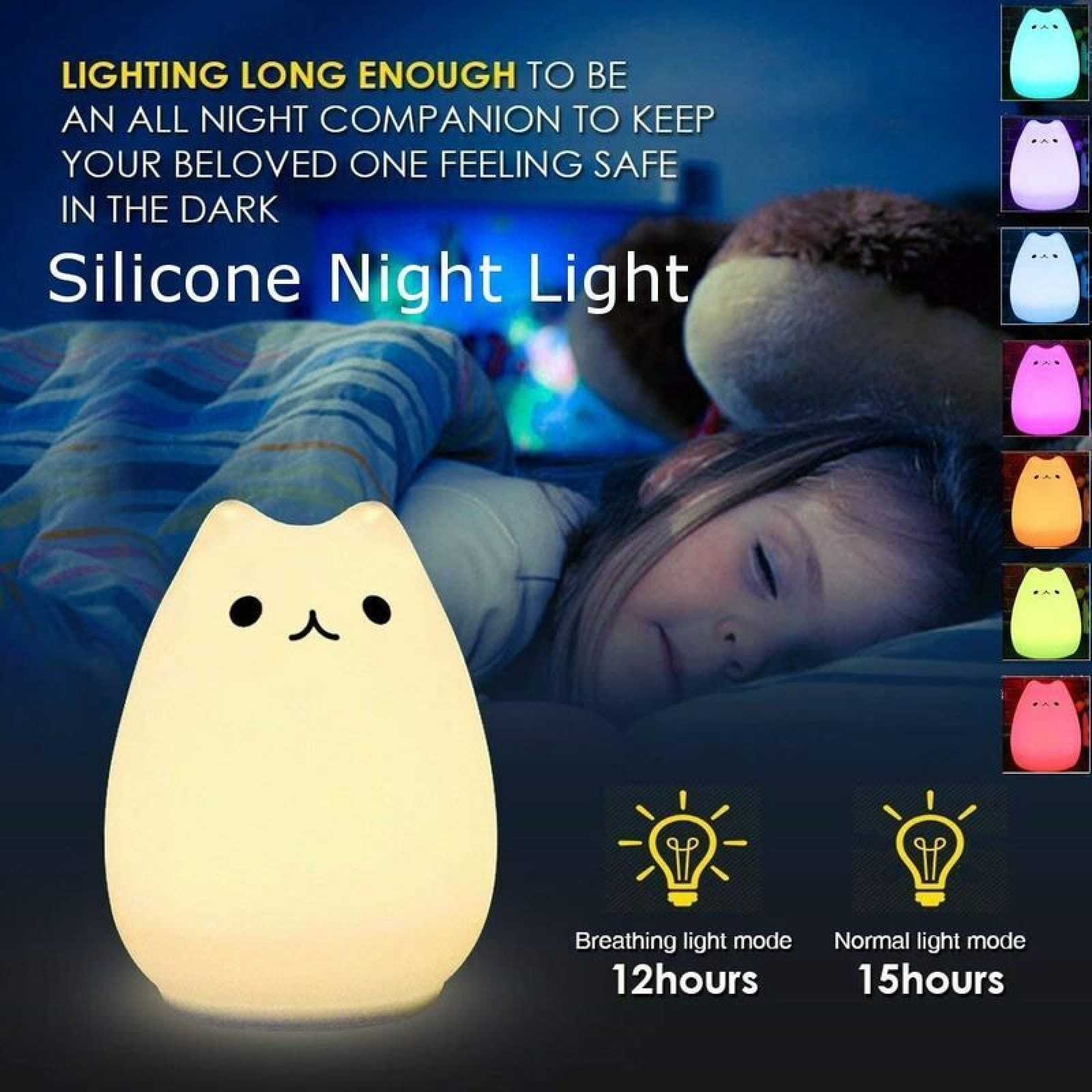 Ein glühendes Katzen-Nachtlicht steht im Vordergrund, während ein Kind friedlich im Bett schläft.