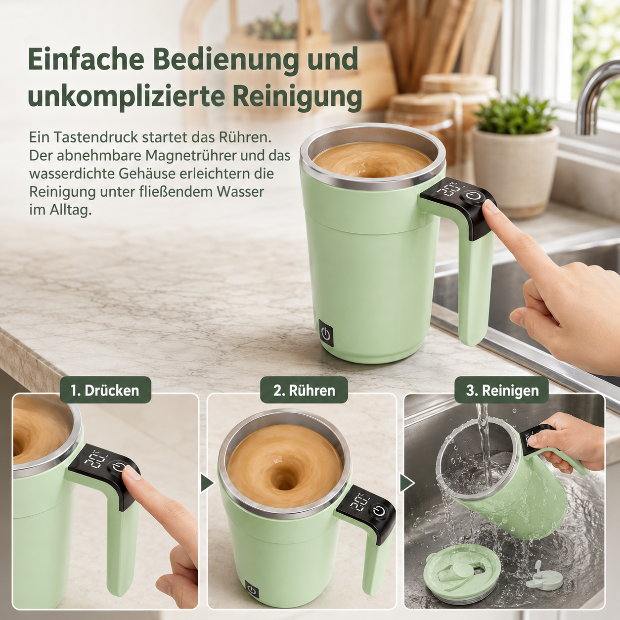 Ein Finger drückt den Ein Knopf an einem hellgrünen elektrischen Becher mit brauner Flüssigkeit.