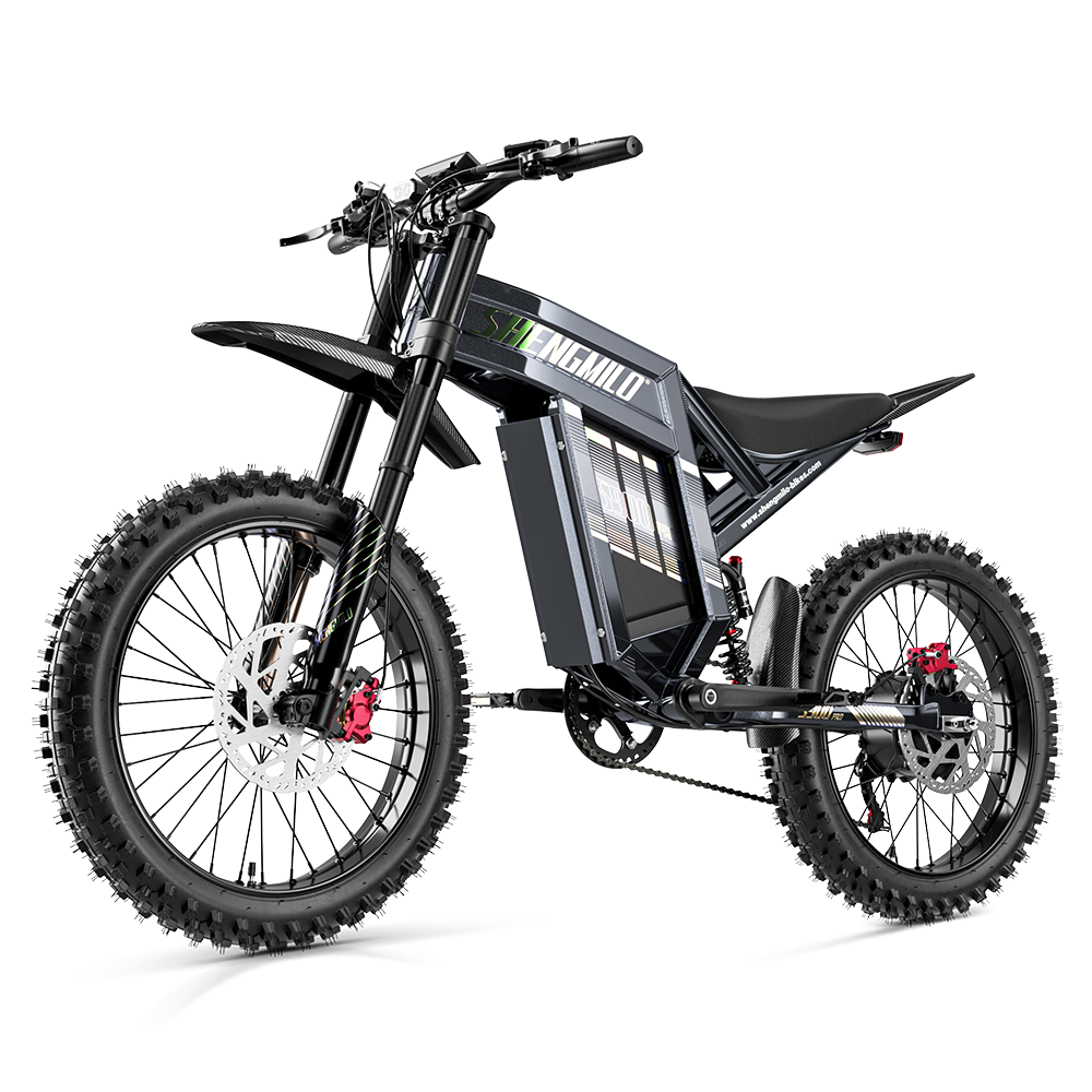Ein schwarzes elektrisches Dirt-Bike mit Stollenreifen und Scheibenbremsen vor schwarzem Hintergrund.
