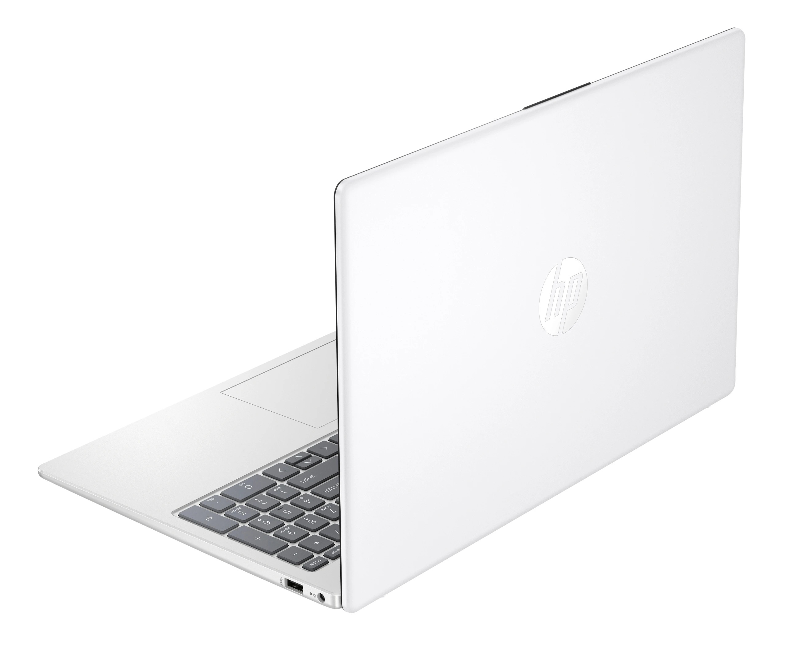Un portátil HP blanco en vista trasera de tres cuartos sobre fondo blanco, revelando su teclado y puertos.