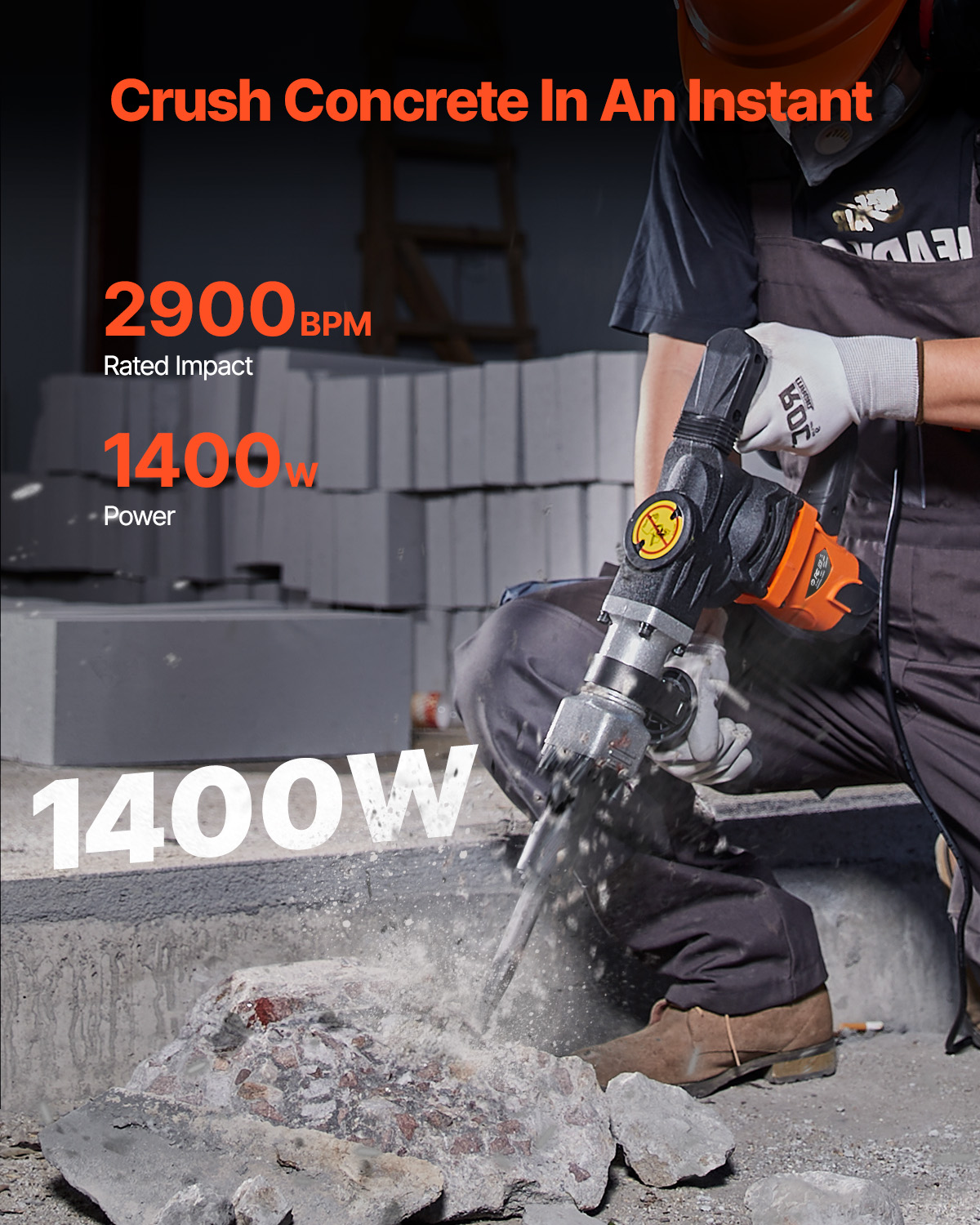 Un trabajador con equipo de seguridad usa un martillo demoledor para romper hormigón, con superposiciones de texto.