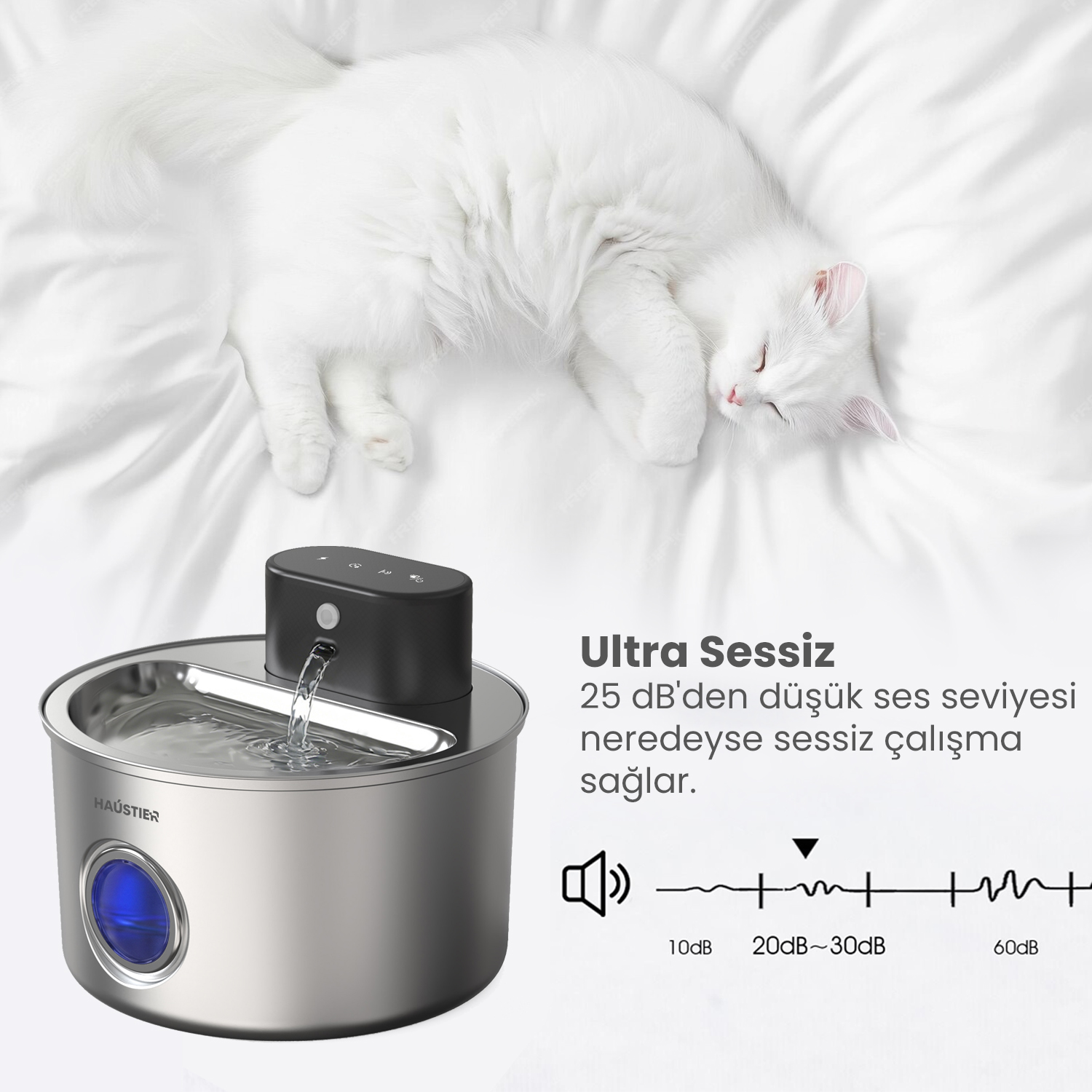 Beyaz bir kedi, gümüş renkli evcil hayvan su pınarının yanında uyuyor.