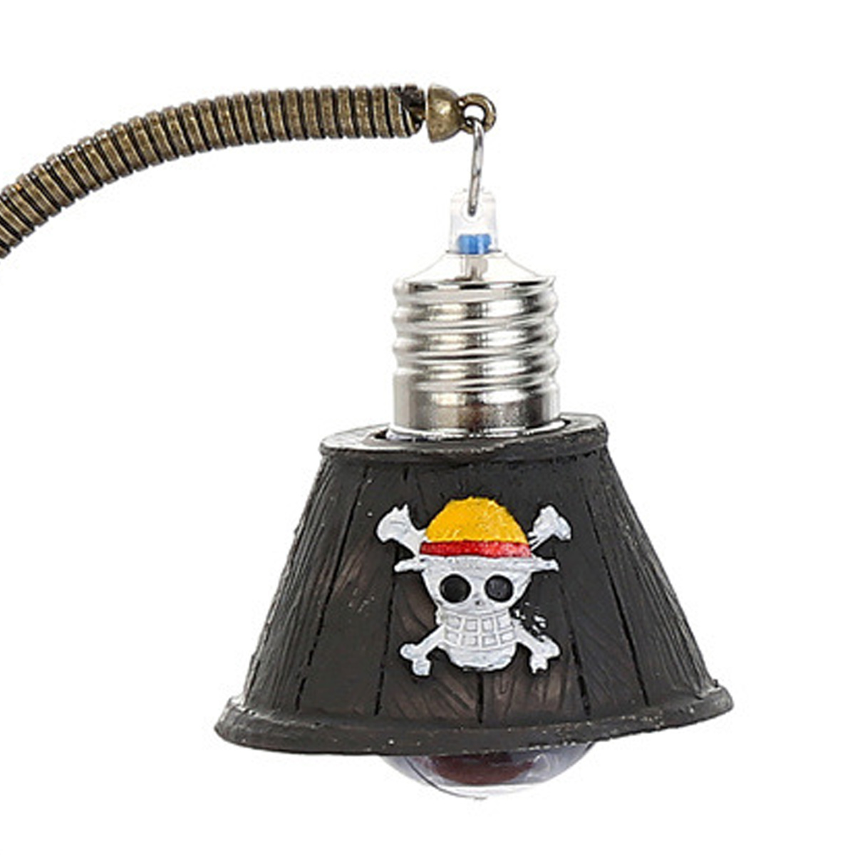 Eine kleine Hängelampe mit Totenkopf-Symbol, rotem Hut und gekreuzten Knochen im Piraten-Stil.