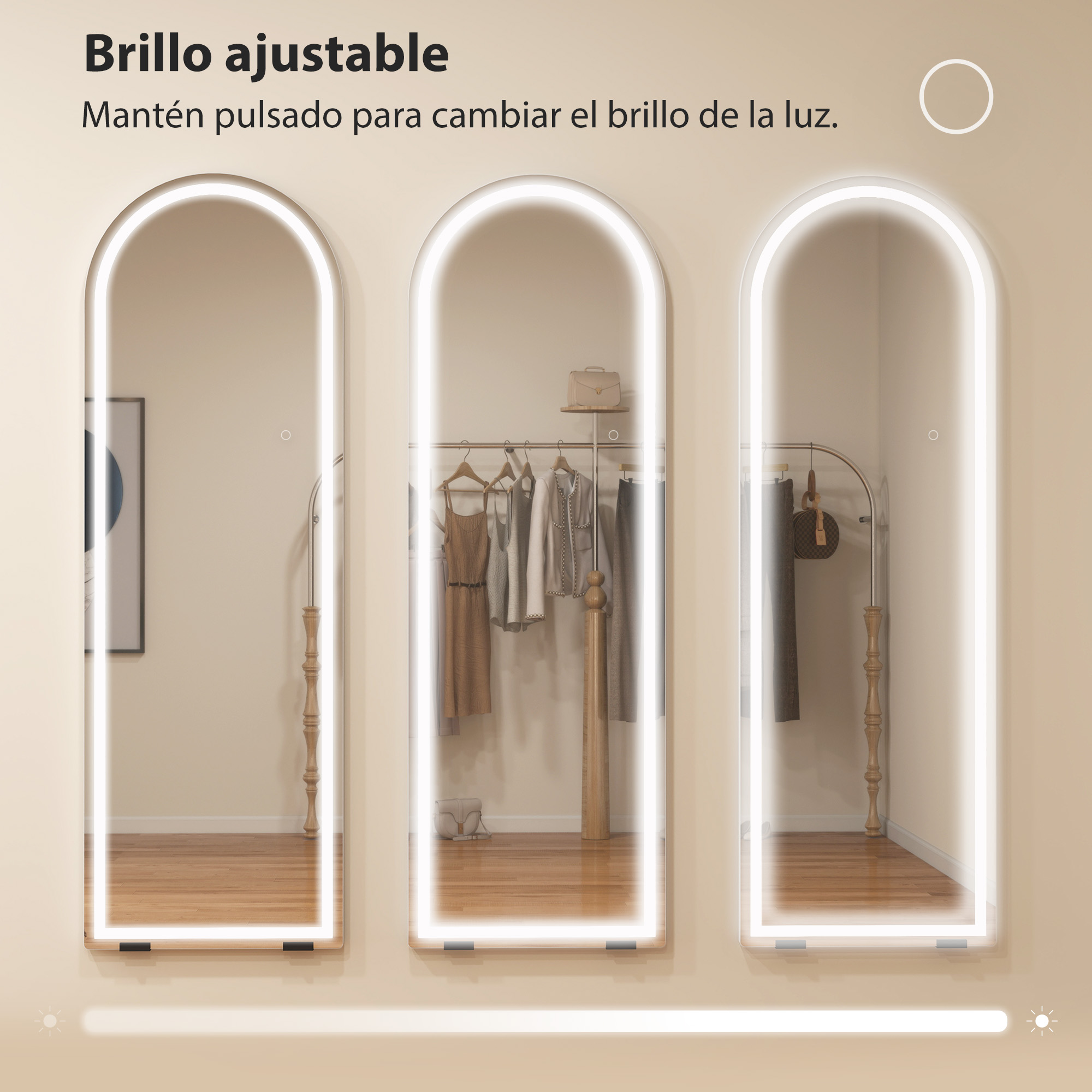 Tres espejos de pared LED arqueados con iluminación regulable frente a un perchero.