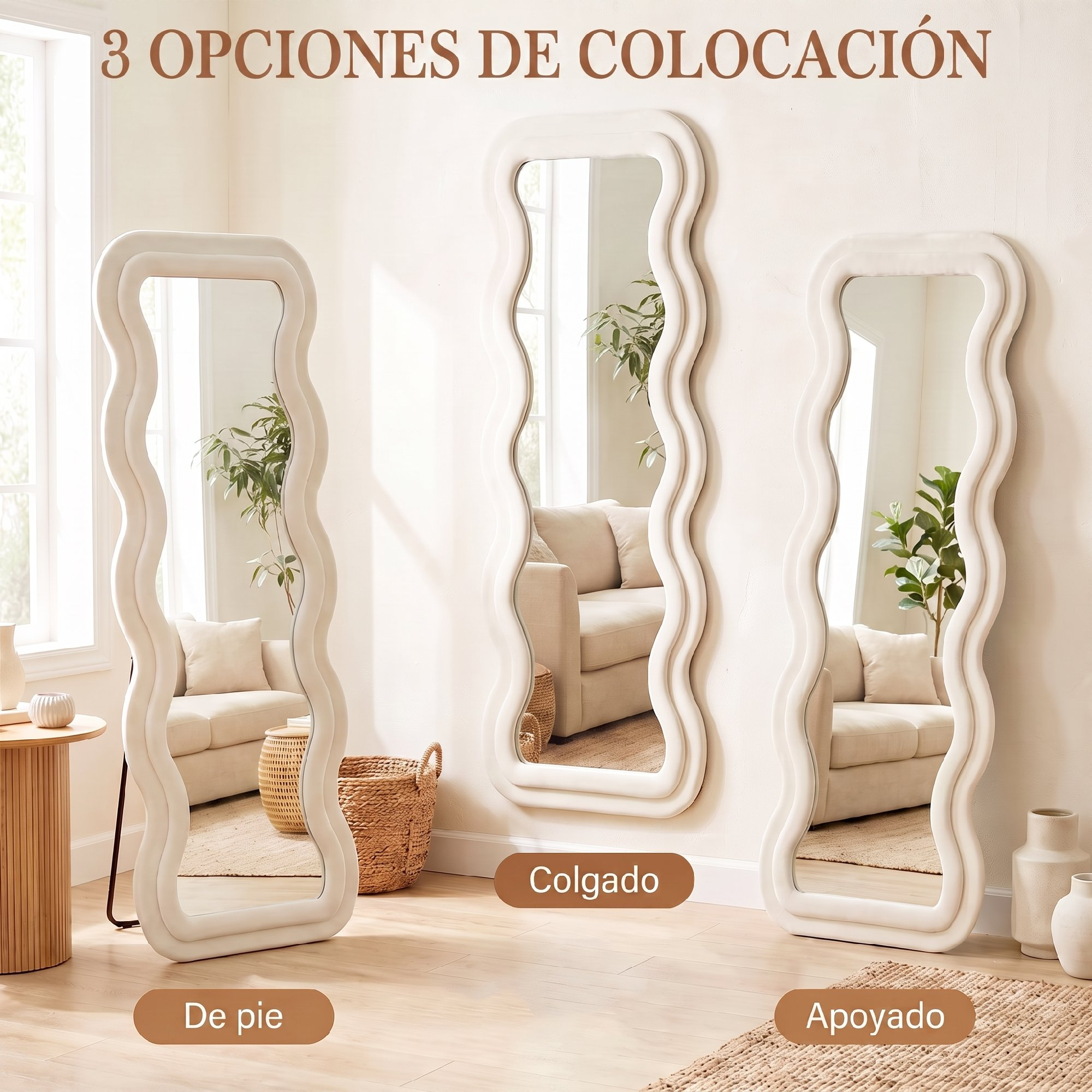 Tres espejos ondulados en una habitación de madera muestran opciones de pie, colgado y apoyado.