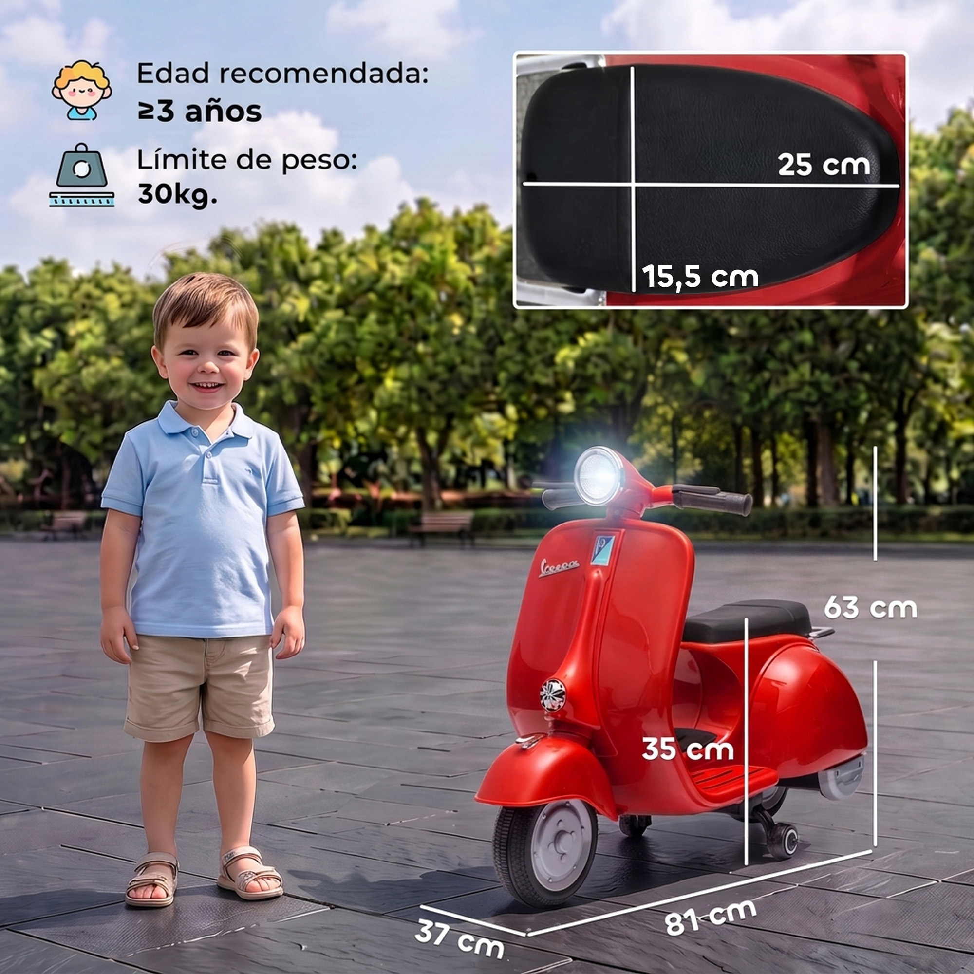 Niño pequeño de pie junto a un patinete de juguete rojo en un parque con medidas.