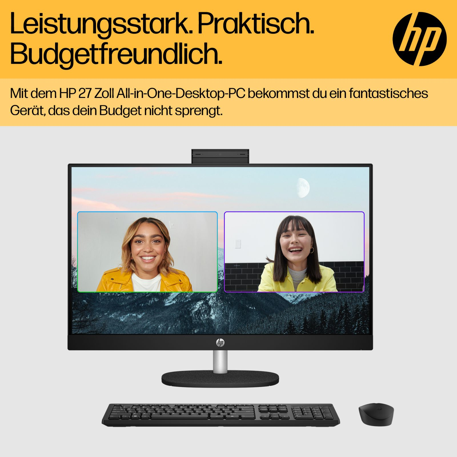 HP All-in-One-PC mit Tastatur, Maus und zwei Personen auf dem Bildschirm in einem Videoanruf.