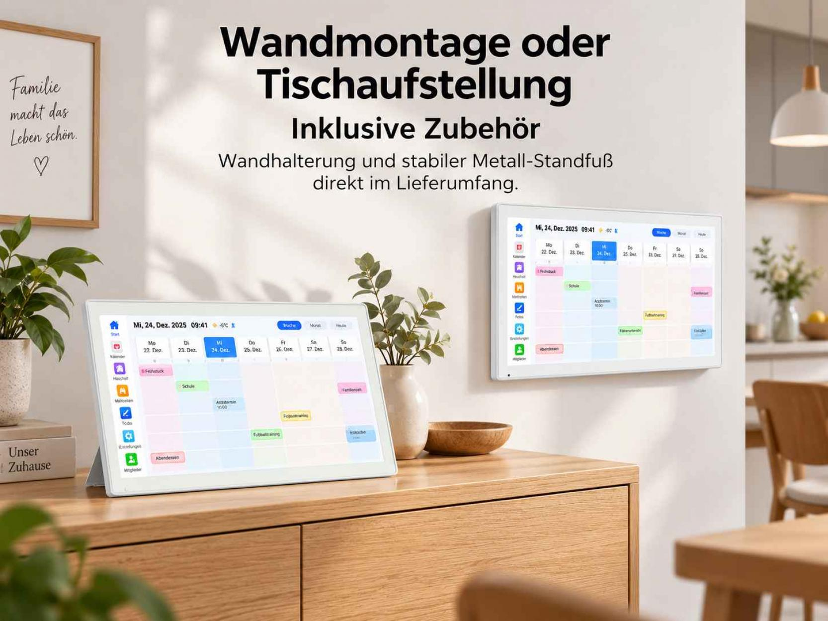 Digitale Wand- oder Tischkalender mit Zubehör in einem modernen Wohnraum.
