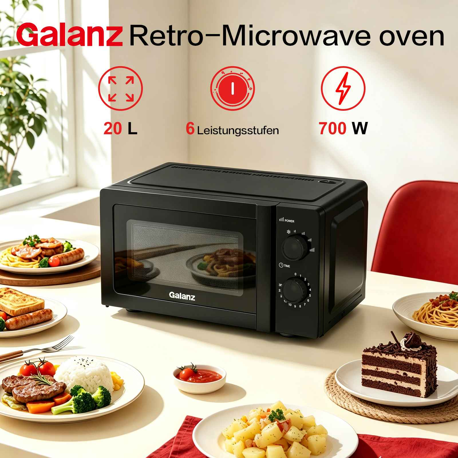 Schwarze Galanz Retro-Mikrowelle auf einem Tisch mit verschiedenen Gerichten und Texten über Kapazität und Leistung.