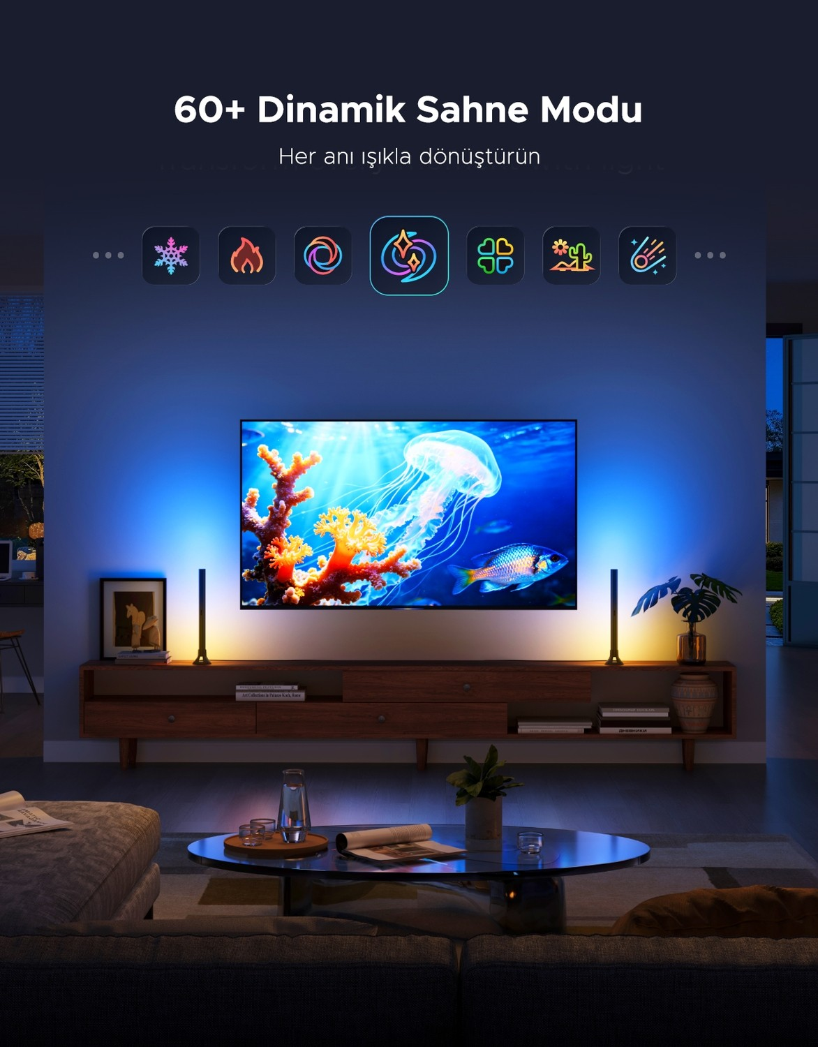 Mavi TV arka aydınlatması, ışık çubukları ve ahşap konsol olan oturma odası.