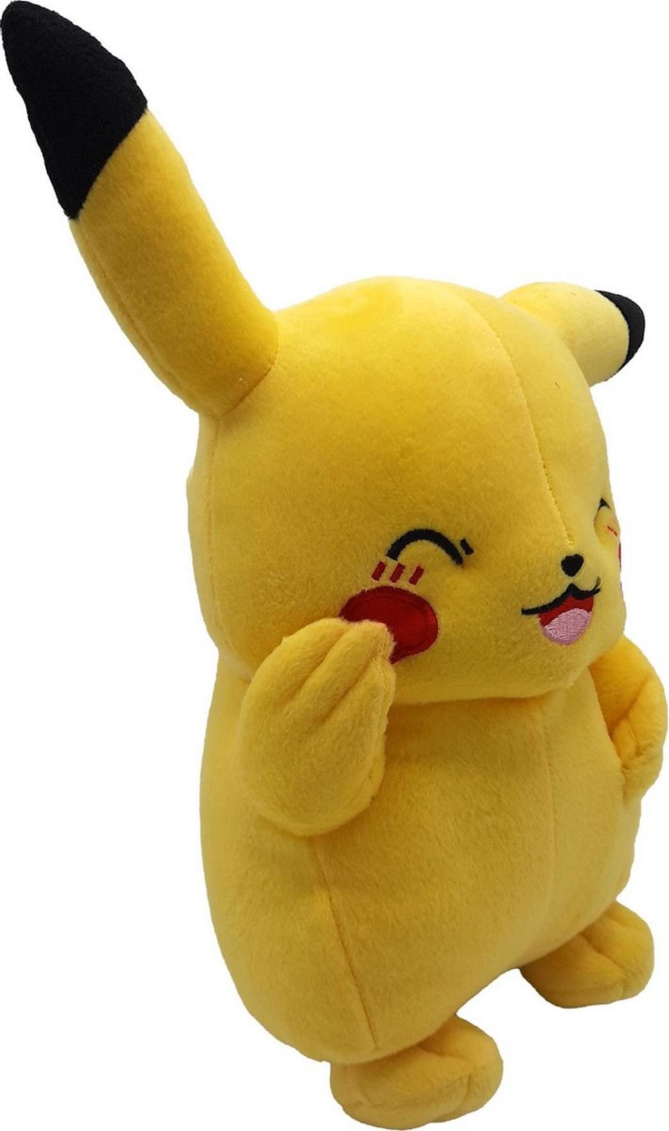 Peluche de Pikachu amarillo con mejillas rojas, saludando felizmente a la cámara.