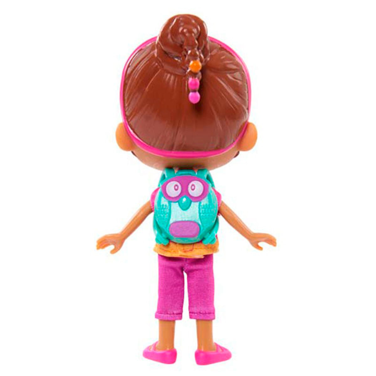 Vista trasera de una muñeca con pelo castaño, diadema rosa, mochila de búho turquesa, pantalones y zapatos rosas.