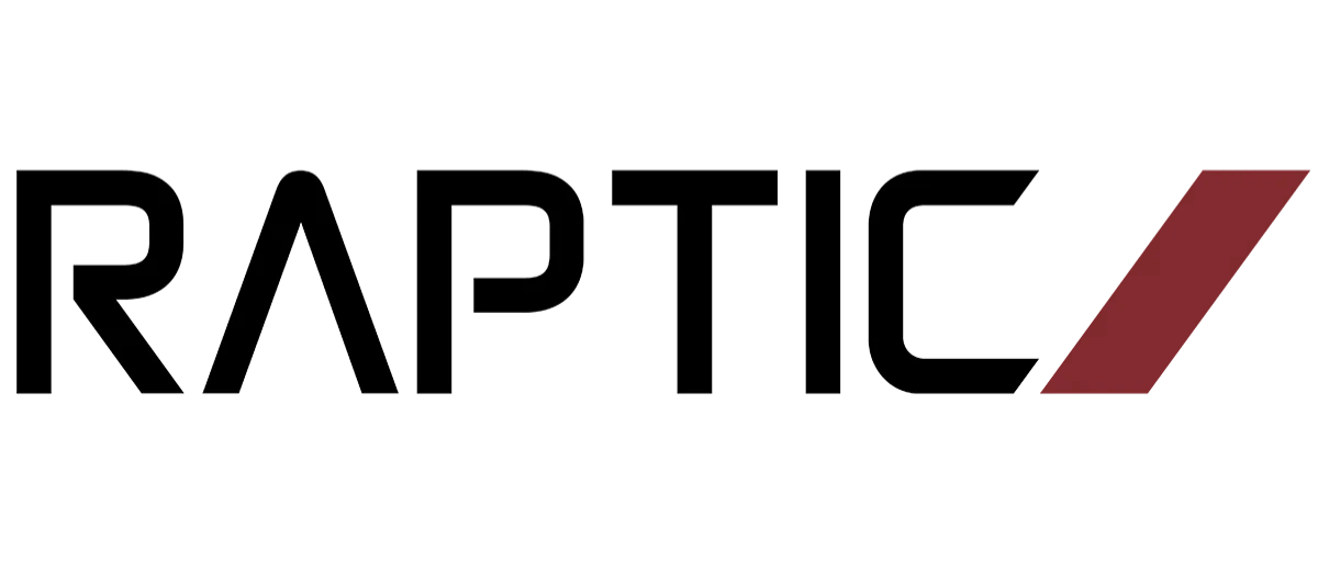 Il logo mostra la parola RAPTIC in nero, seguita da una barra rossa su sfondo bianco.