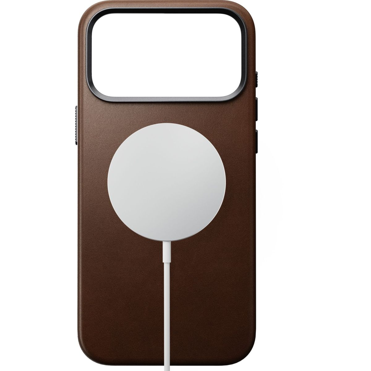 Eine braune Leder-Handyhülle mit einem runden weißen MagSafe-Ladegerät auf der Rückseite.