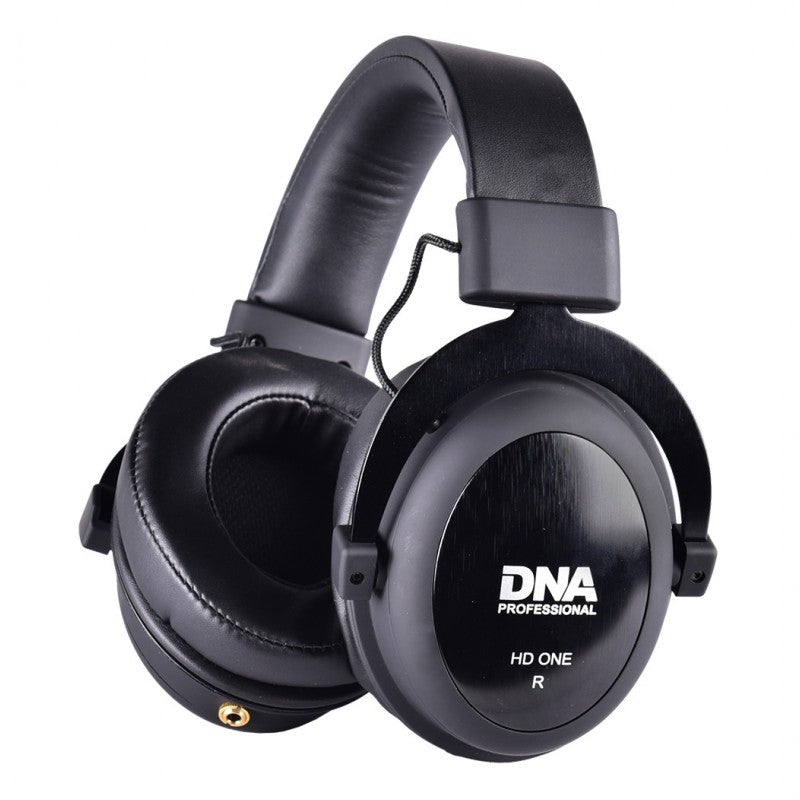 Schwarze Over-Ear-Kopfhörer mit gepolstertem Bügel und der Aufschrift DNA Professional.