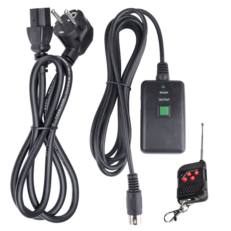 Schwarzes Stromkabel mit Stecker, Empfängerbox mit grünem Knopf und eine kleine Fernbedienung mit Antenne.