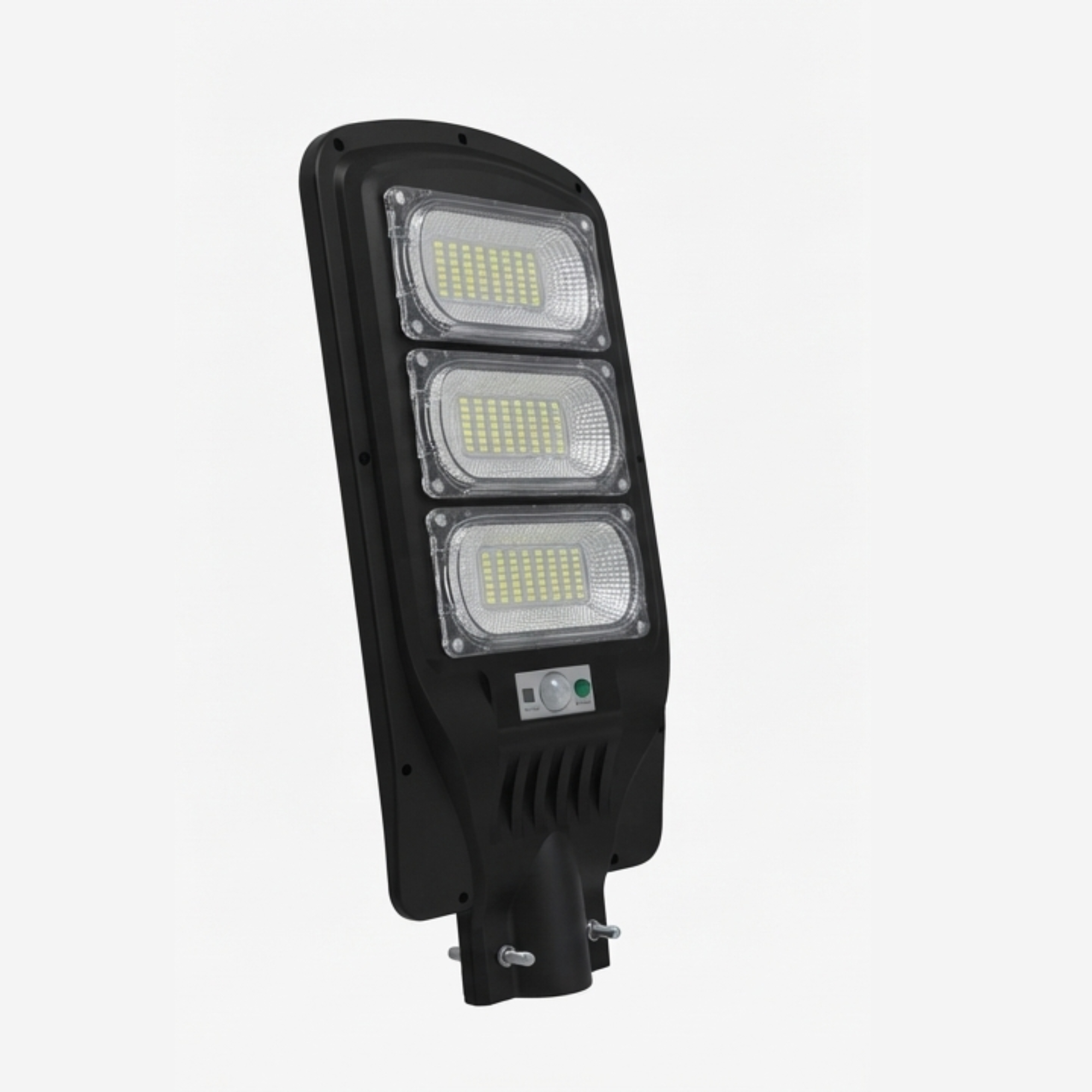 Farola LED negra con tres paneles de luz rectangulares y un sensor sobre fondo blanco.