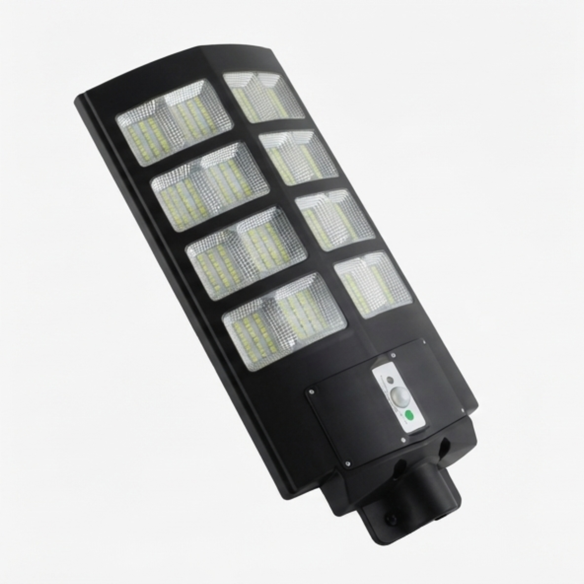 Farola LED negra con múltiples módulos de luz cuadrados y sensor integrado sobre fondo claro.