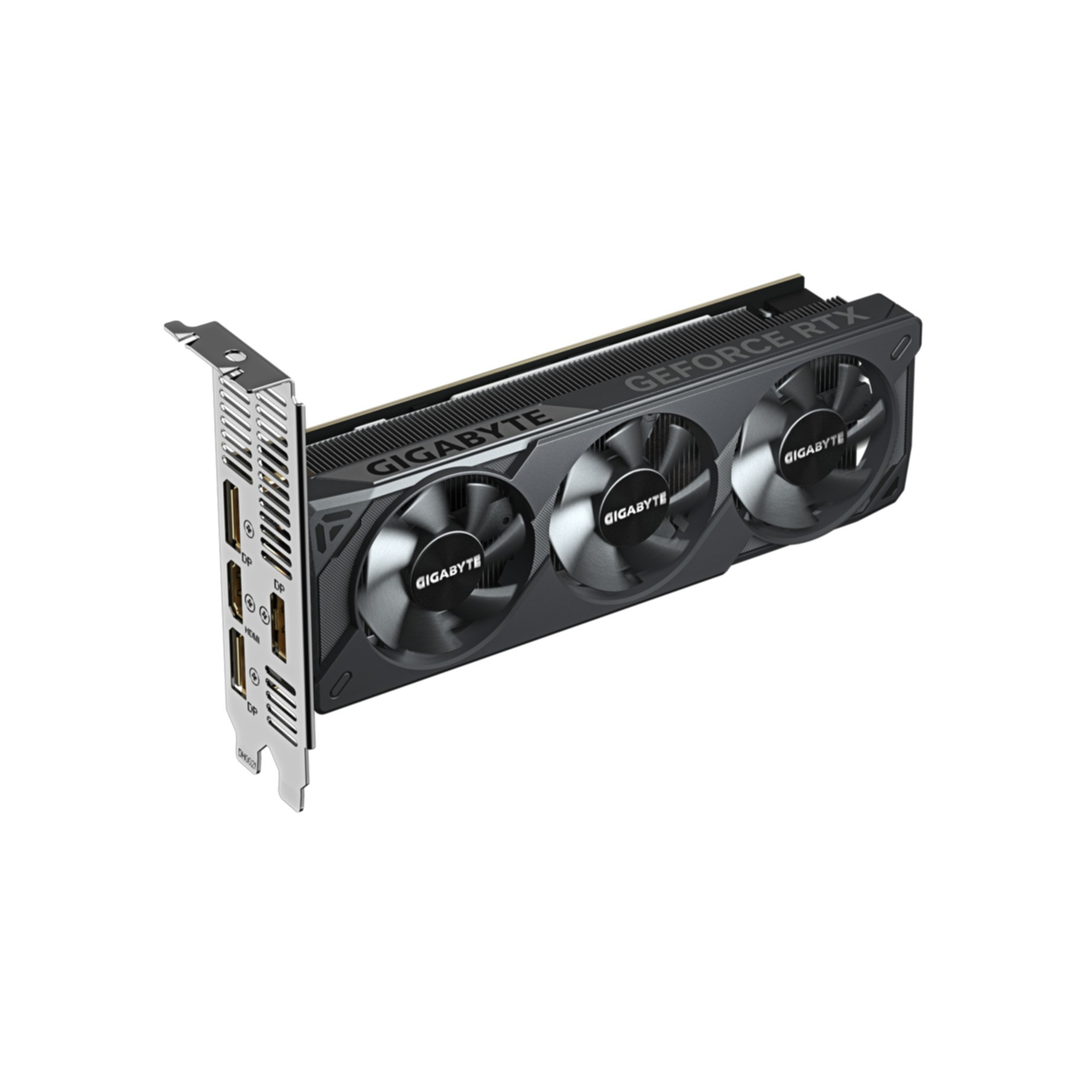 Una scheda grafica Gigabyte nera con tre ventole e staffa I/O su sfondo bianco.