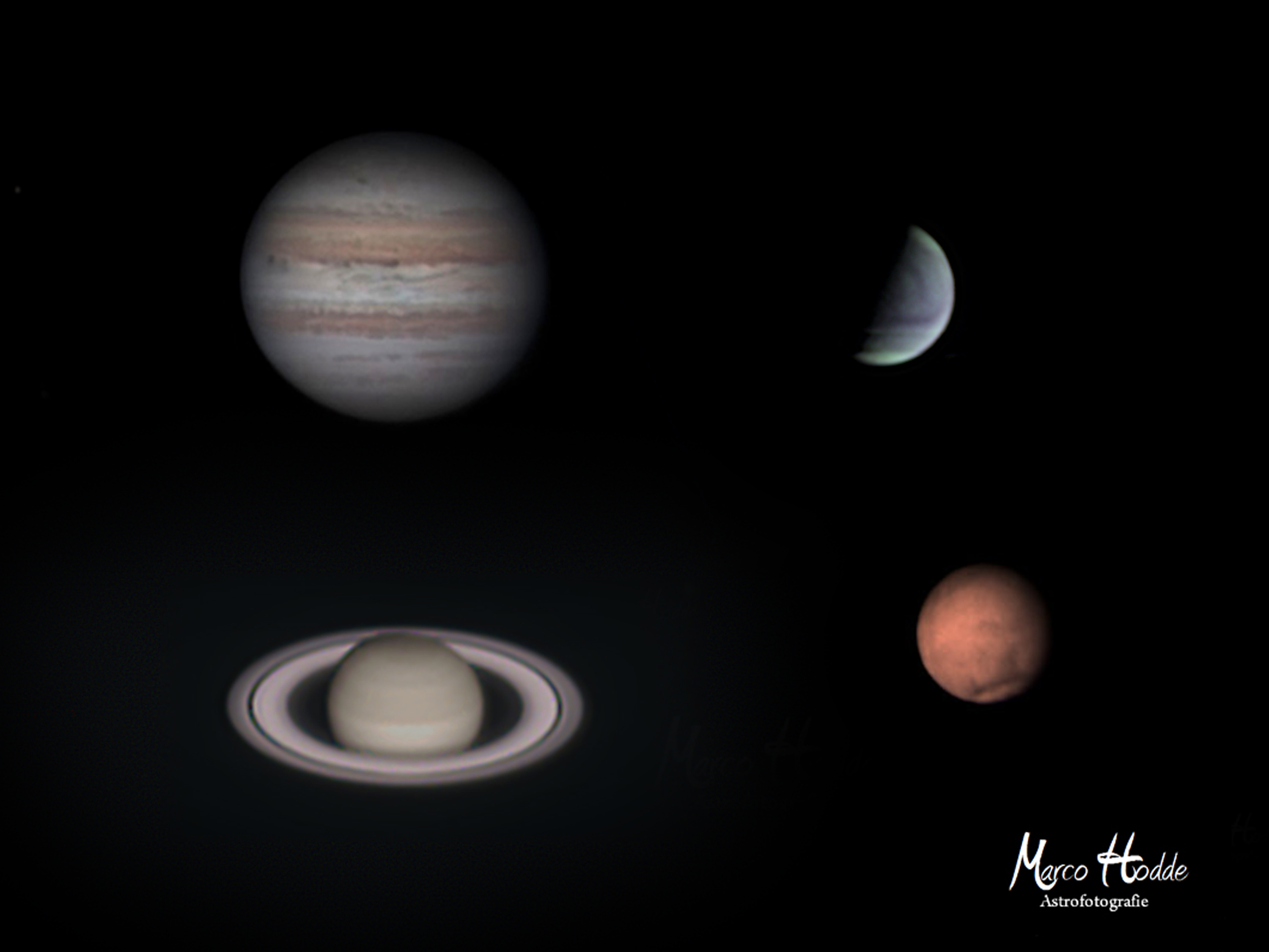 Una imagen compuesta muestra Júpiter, Saturno, Marte y un planeta creciente sobre un fondo negro.