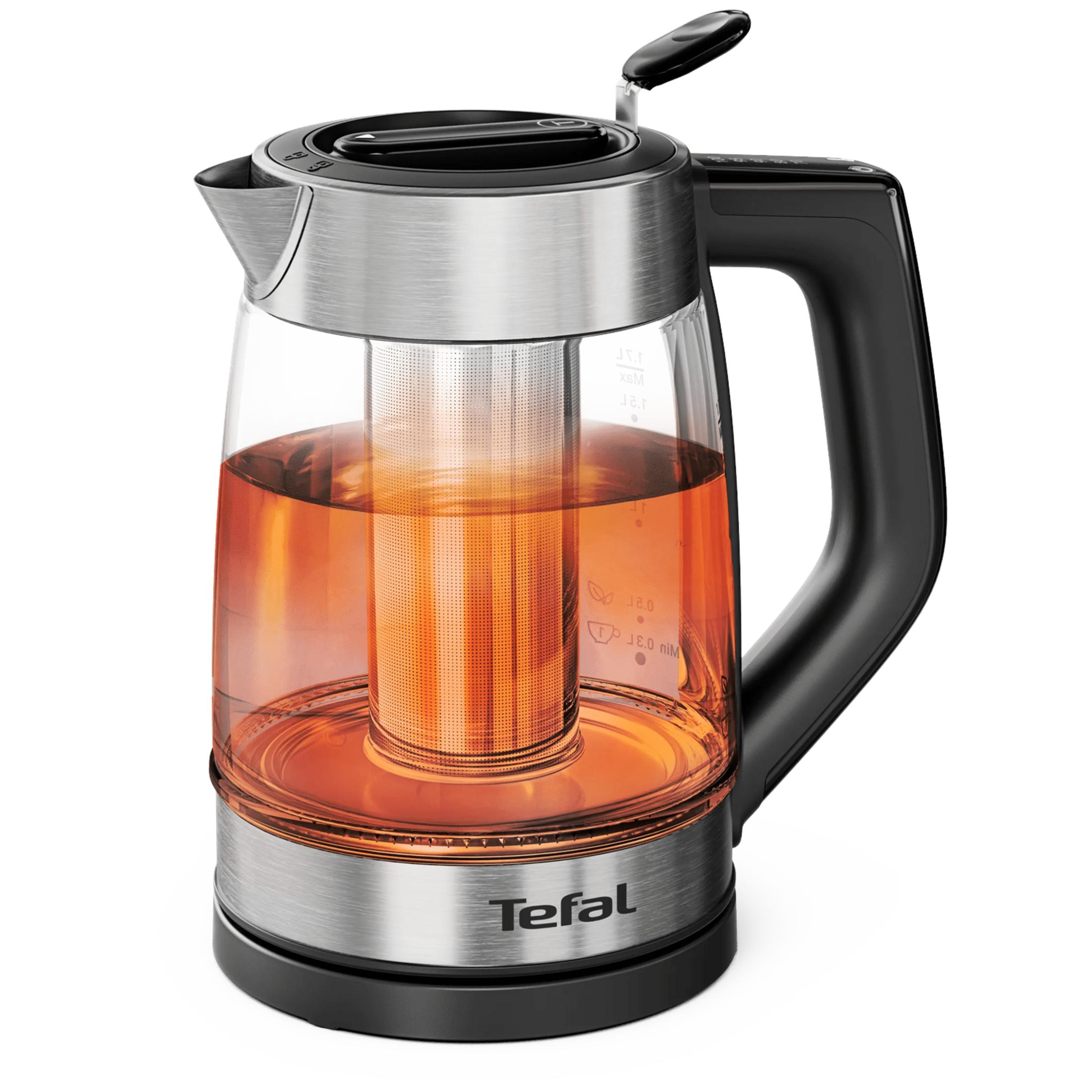 Un bollitore in vetro trasparente Tefal con infusore metallico interno contenente un liquido rossastro.