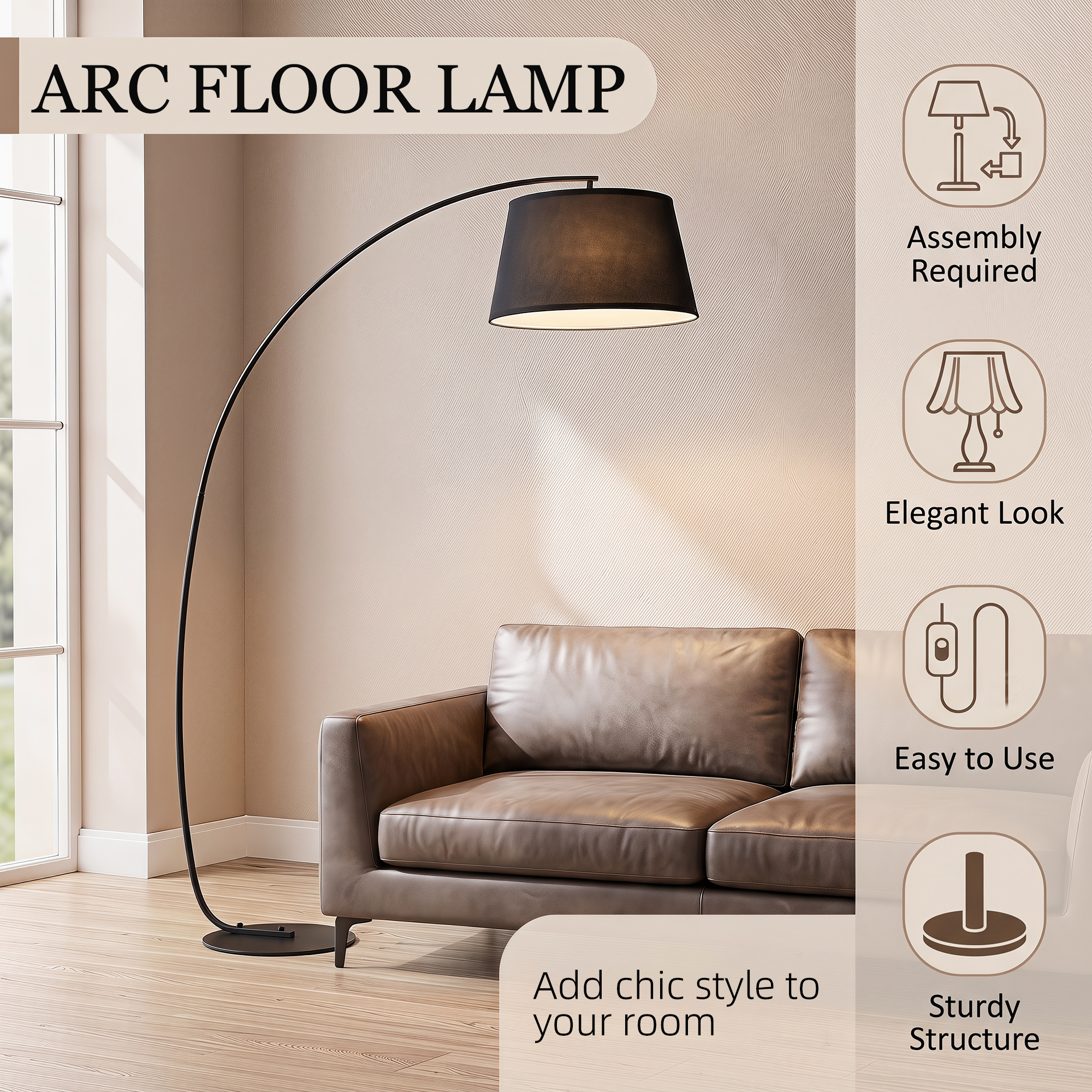 Una lámpara de pie de arco negro junto a un sofá de cuero marrón en una habitación luminosa con suelo de madera.