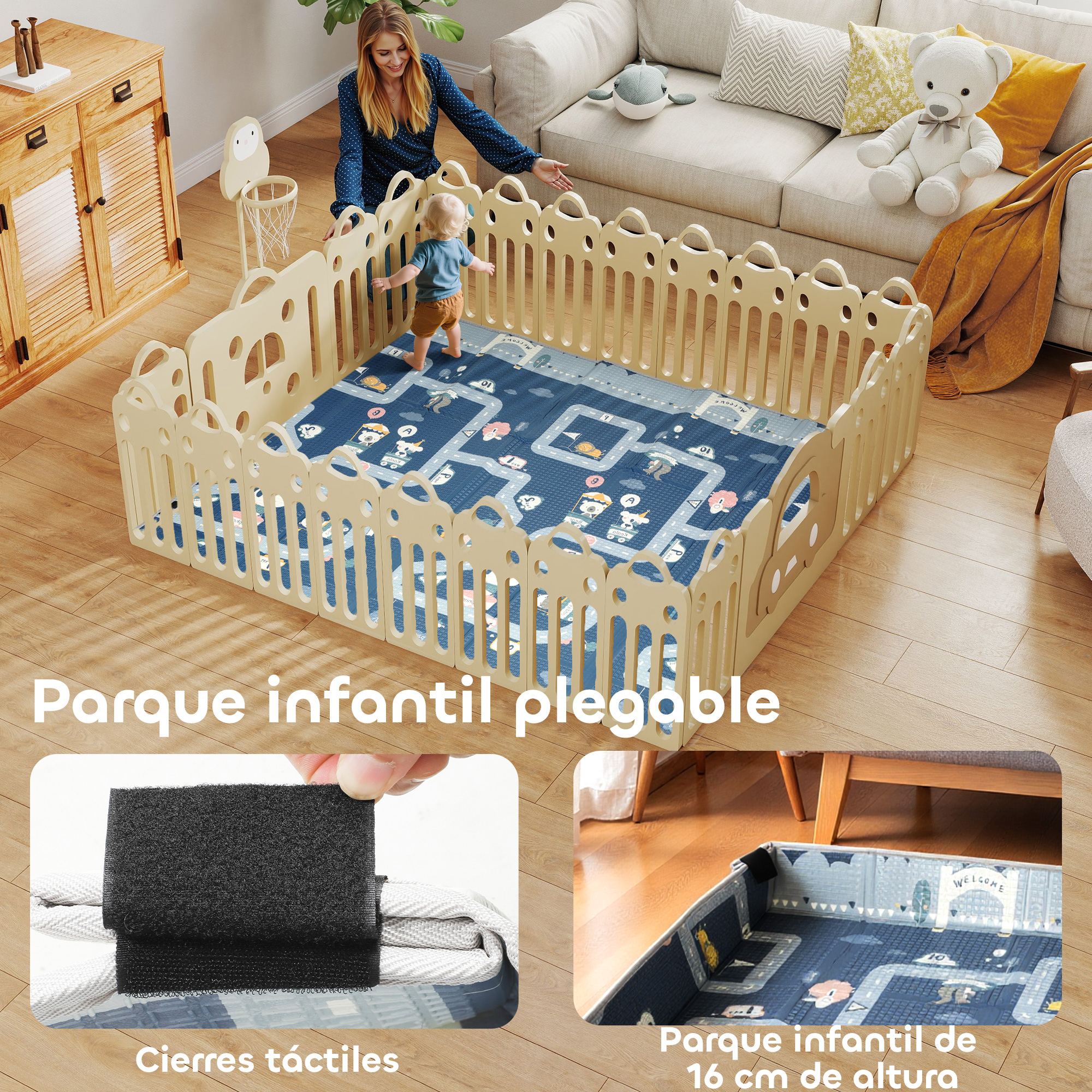 Un niño pequeño está de pie en un parque infantil de plástico beige con alfombra azul en una sala.