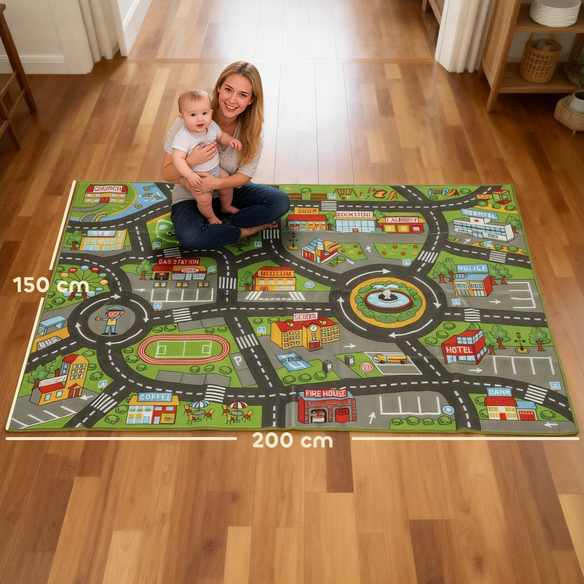 Una mujer y un bebé se sientan en una colorida alfombra de juego con mapa de ciudad en un piso de madera.
