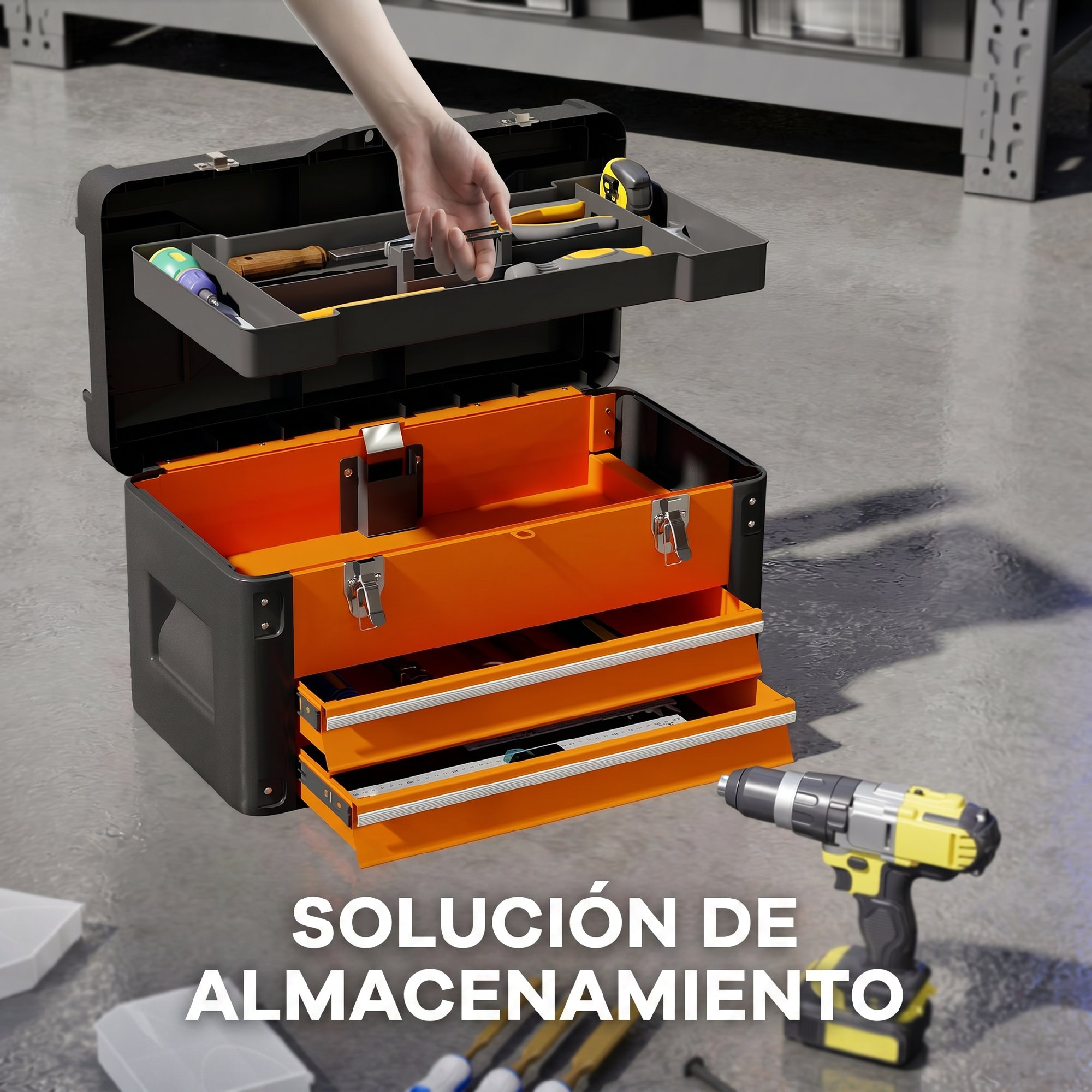 Una caja de herramientas negra y naranja abierta con cajones, herramientas y un taladro.